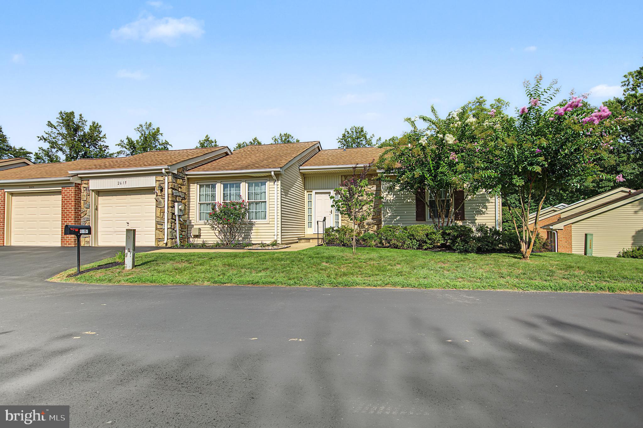2615 POINT LOOKOUT COVE