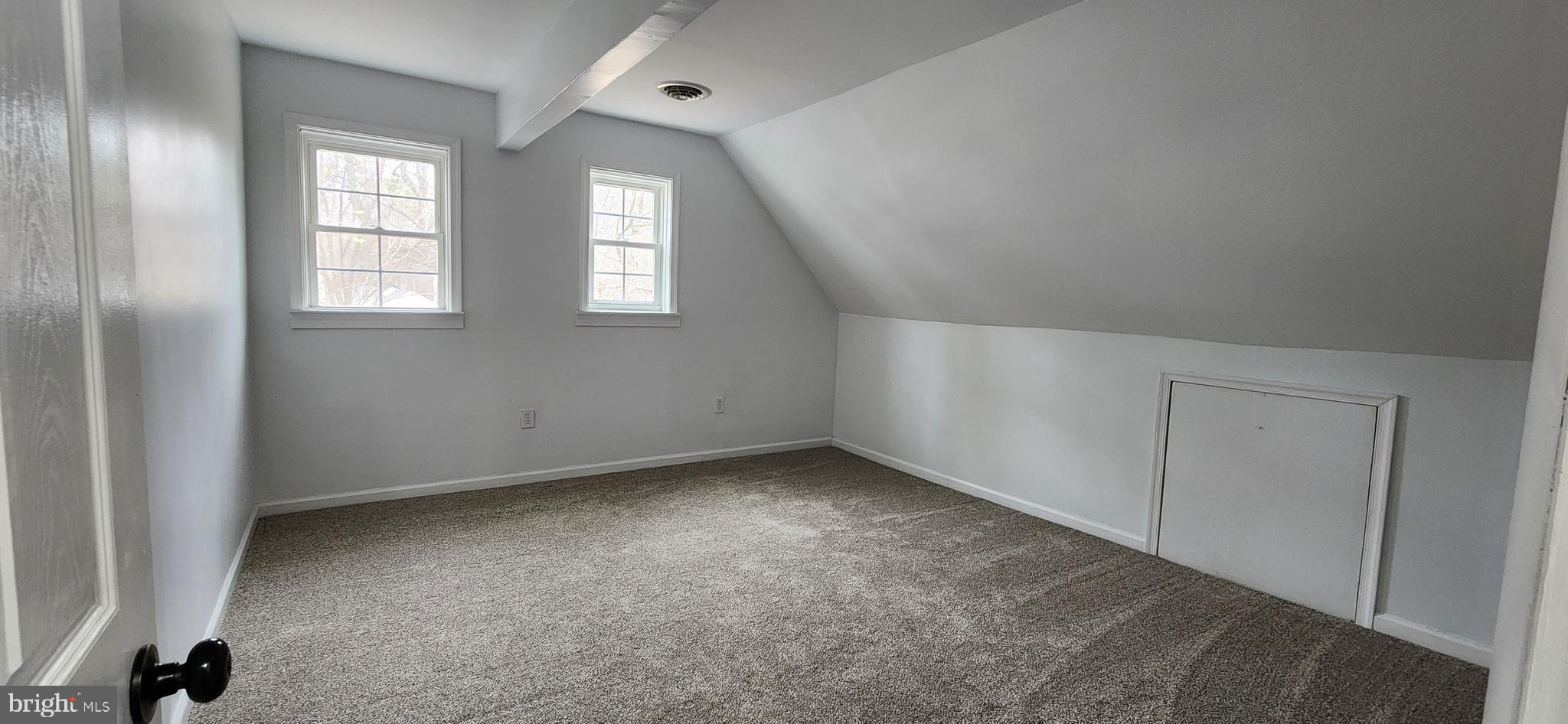 DRUM POINT - Residential Lease