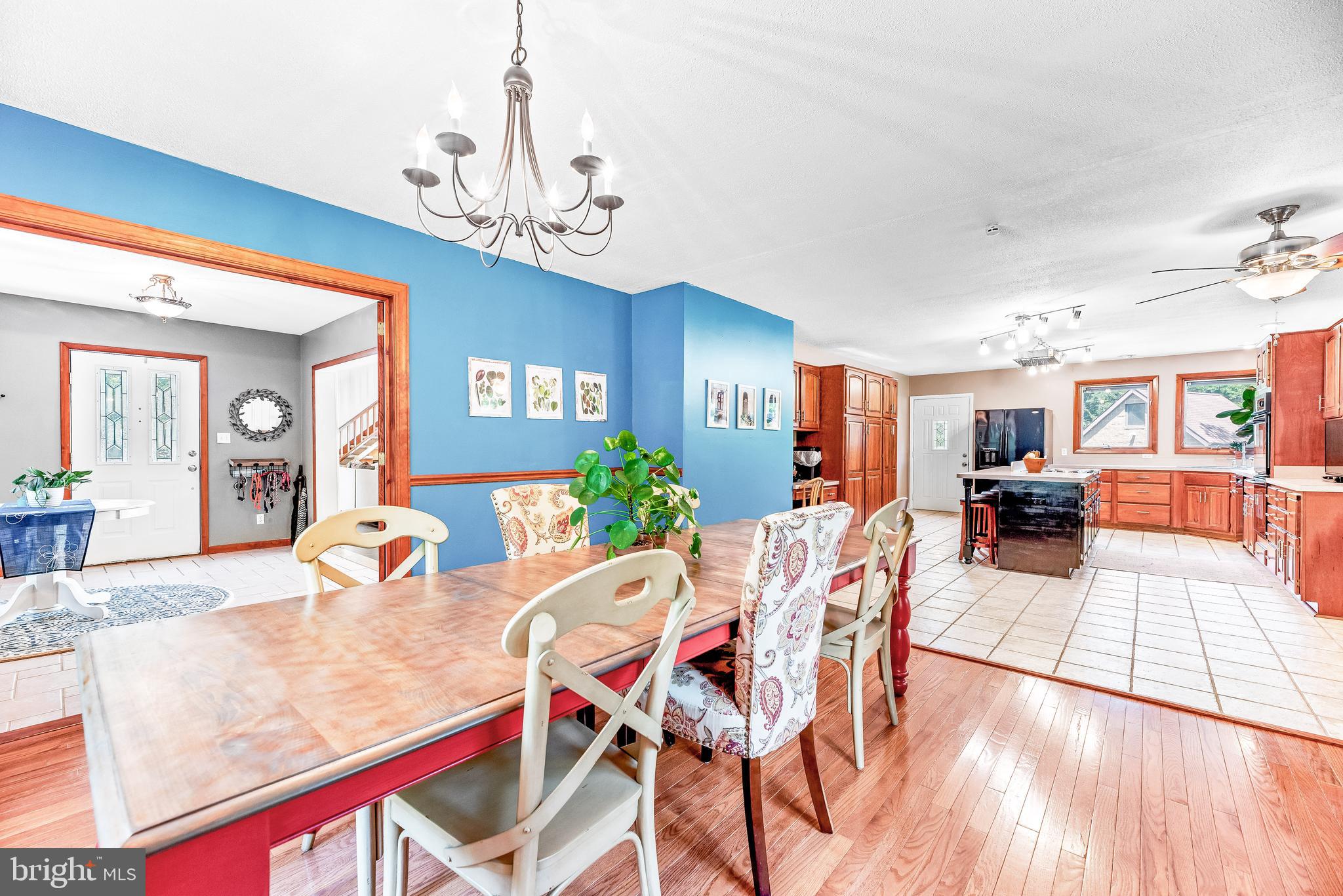 SOCIETY HILL - Residential