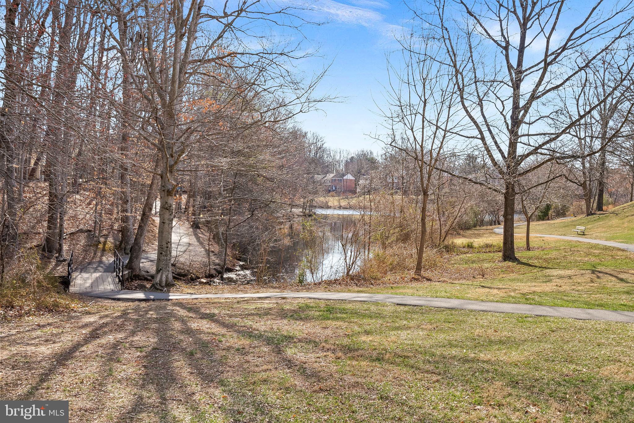 LAKE BRADDOCK - Residential