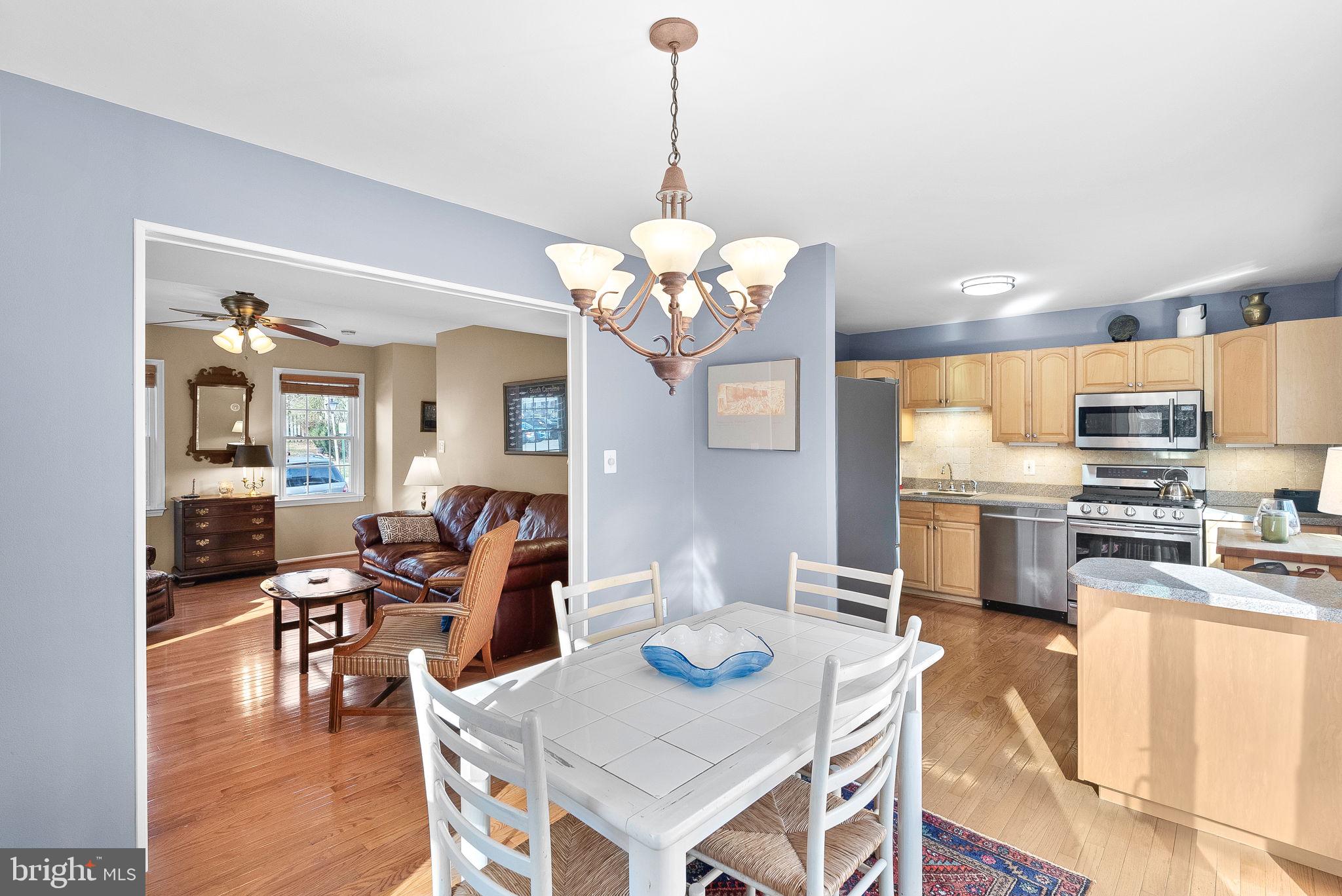 LAKE BRADDOCK - Residential