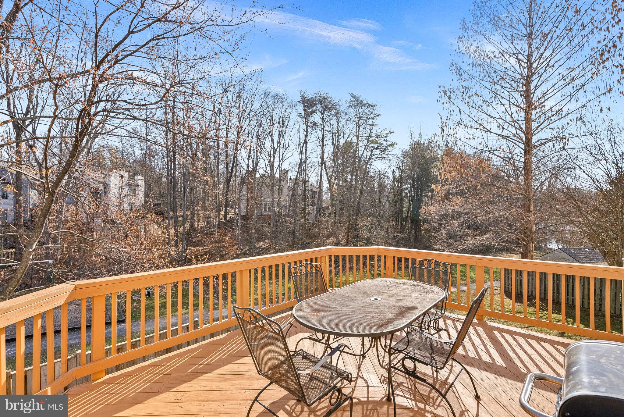 LAKE BRADDOCK - Residential