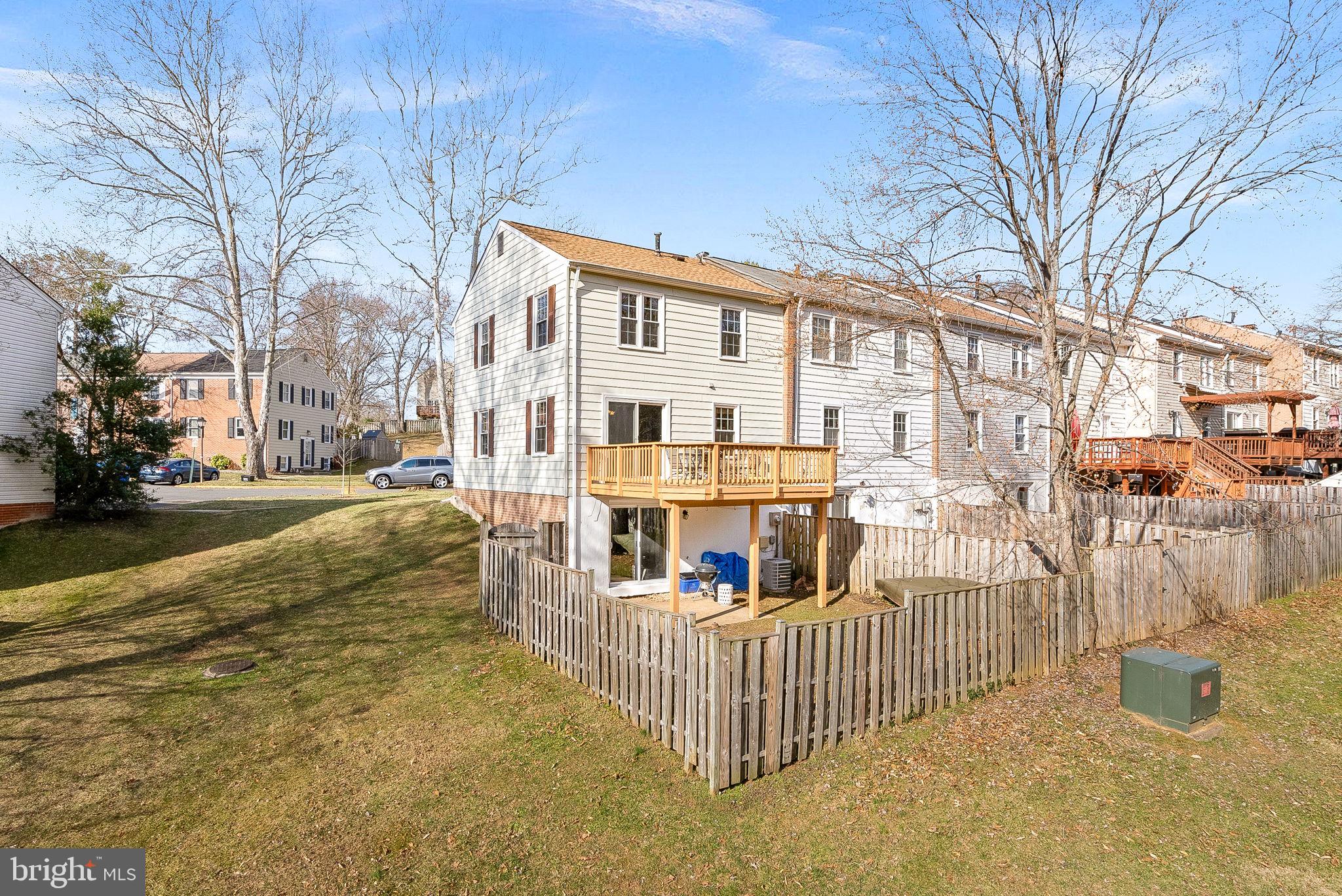 LAKE BRADDOCK - Residential