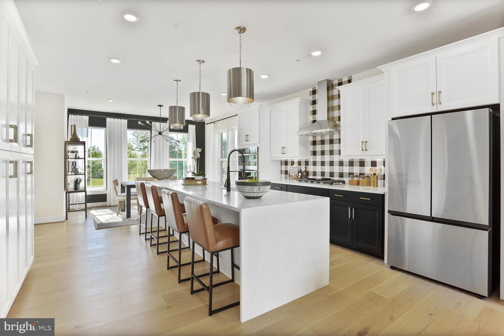 DOWNTOWN BRAMBLETON - Residential