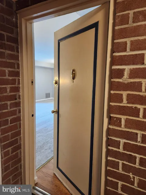 MLS: MDBC2160660