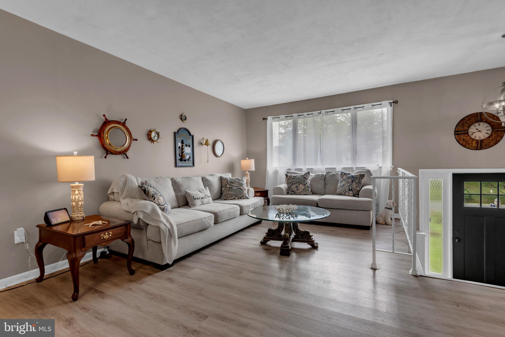 205 ANCHOR LANE