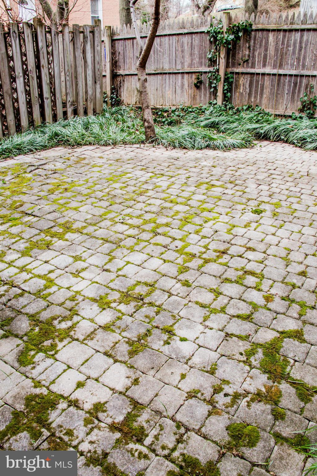 HENSON PARK - Residential