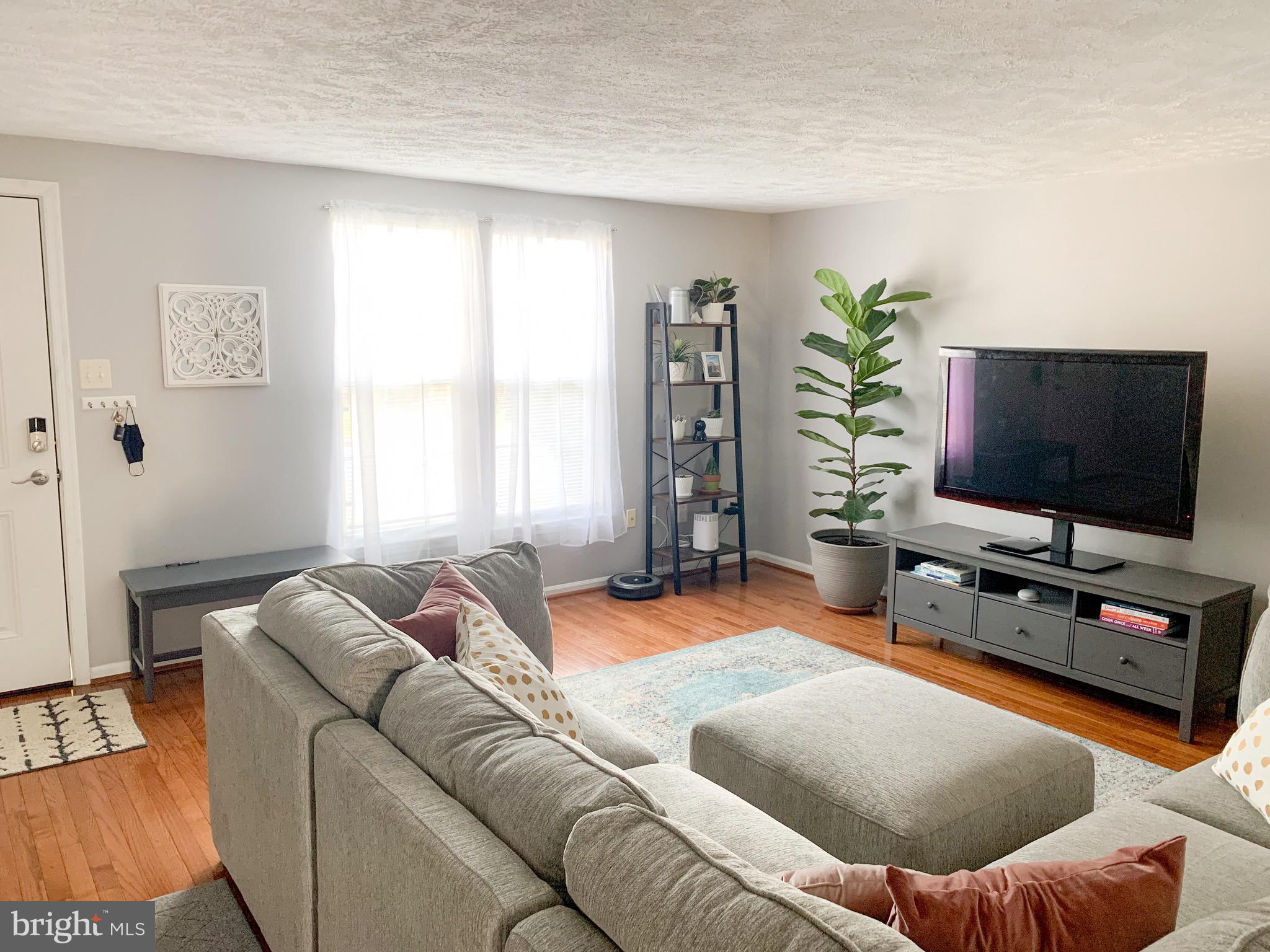 KINGS WOODS - Residential Lease