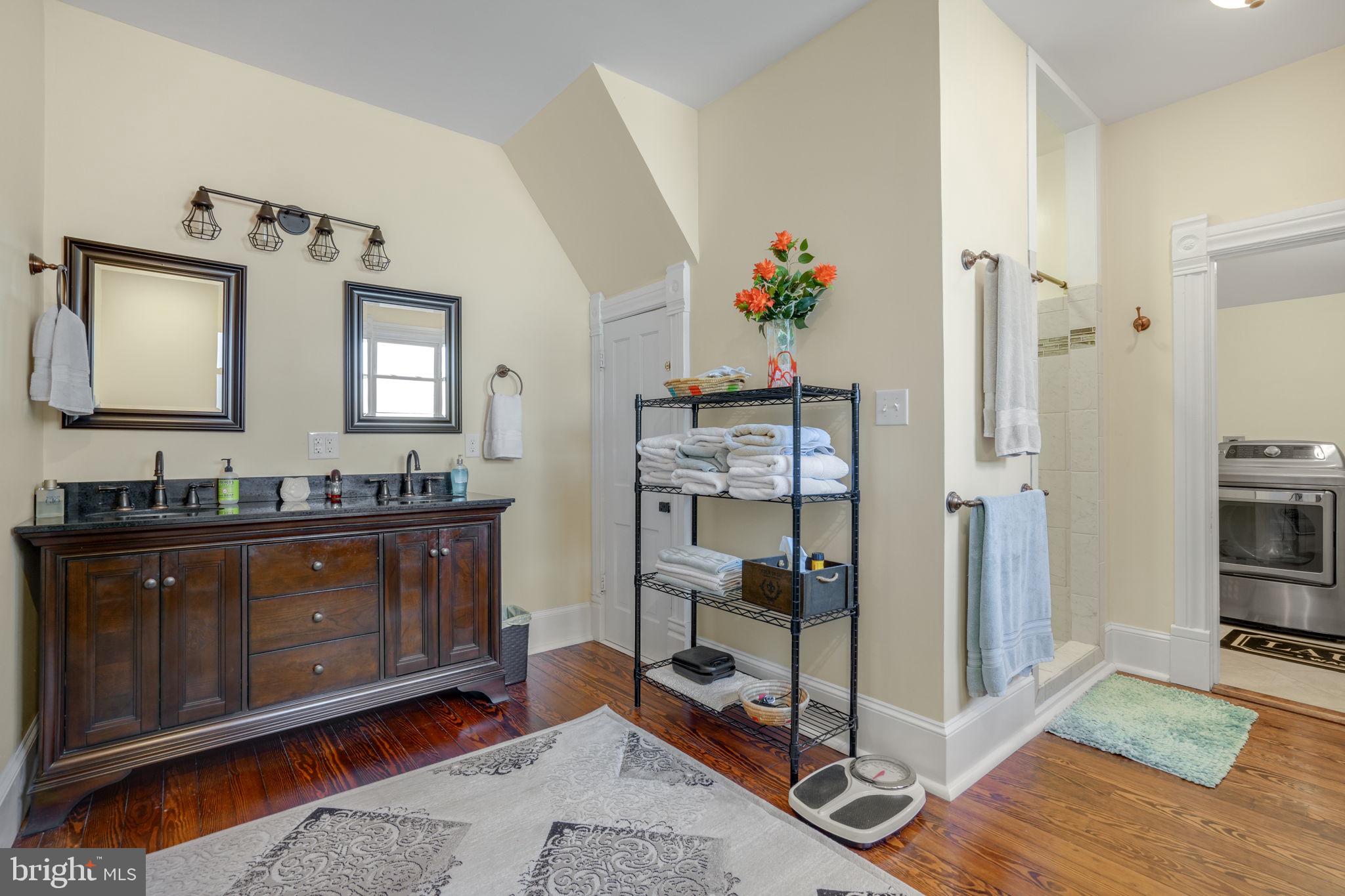 PARKSLEY - Residential