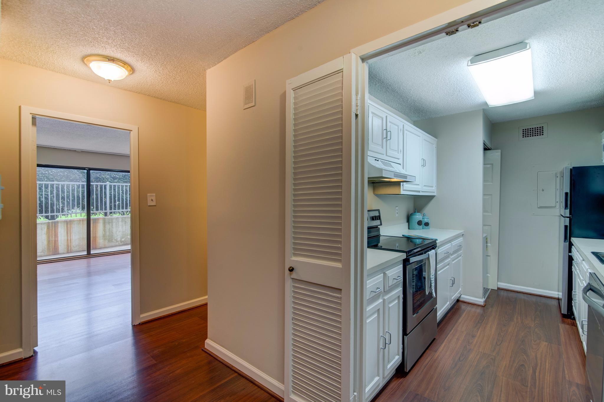 CARLYLE HOUSE - Residential