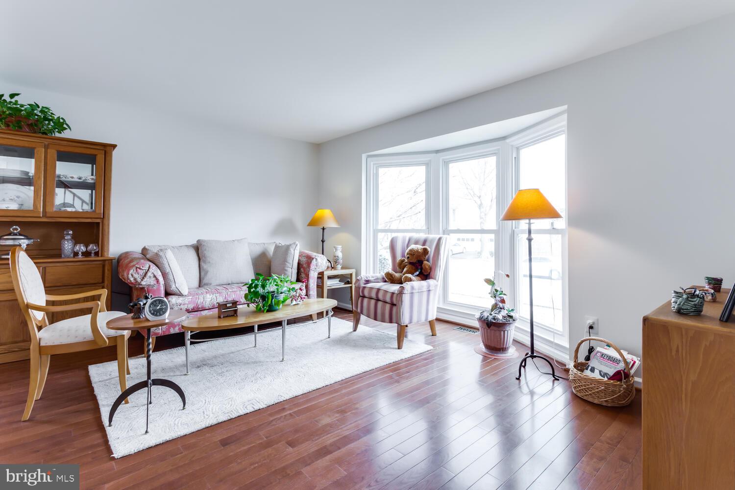 CRESTBROOK - Residential