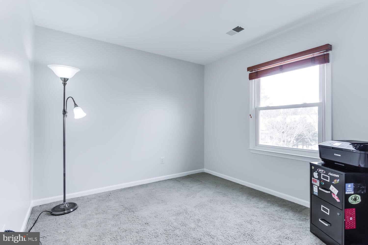 CRESTBROOK - Residential