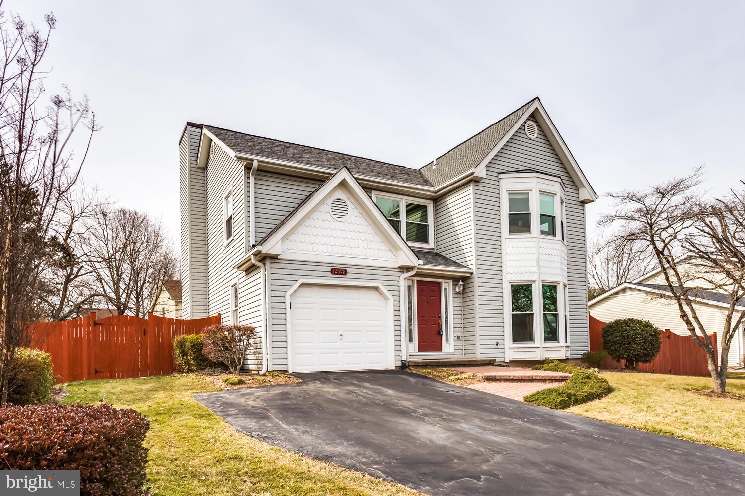 CRESTBROOK - Residential