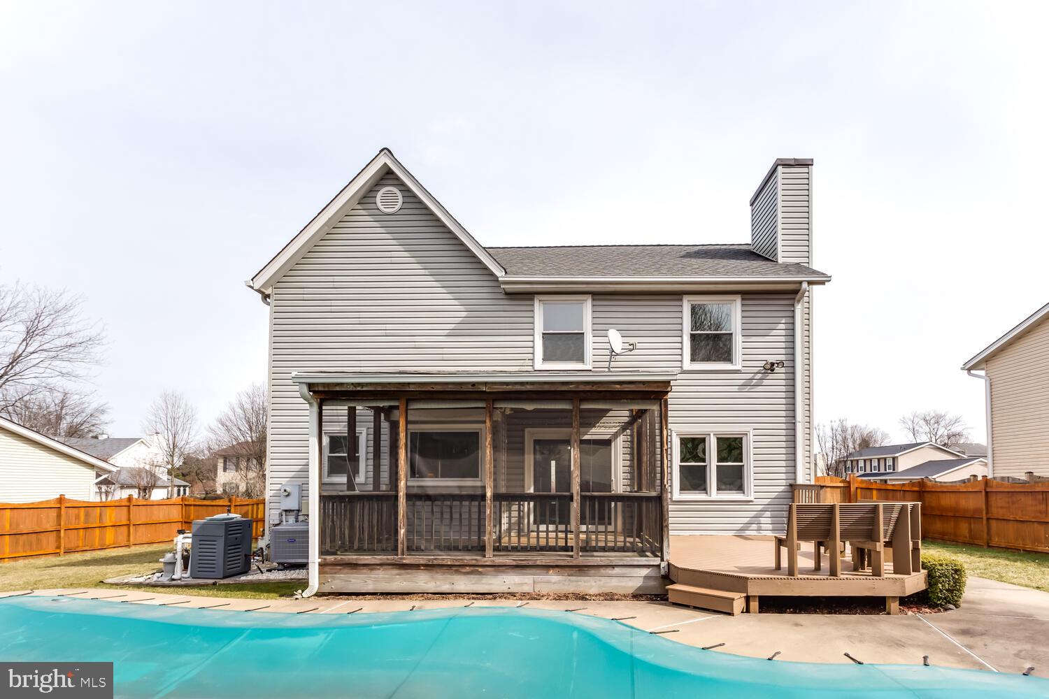 CRESTBROOK - Residential