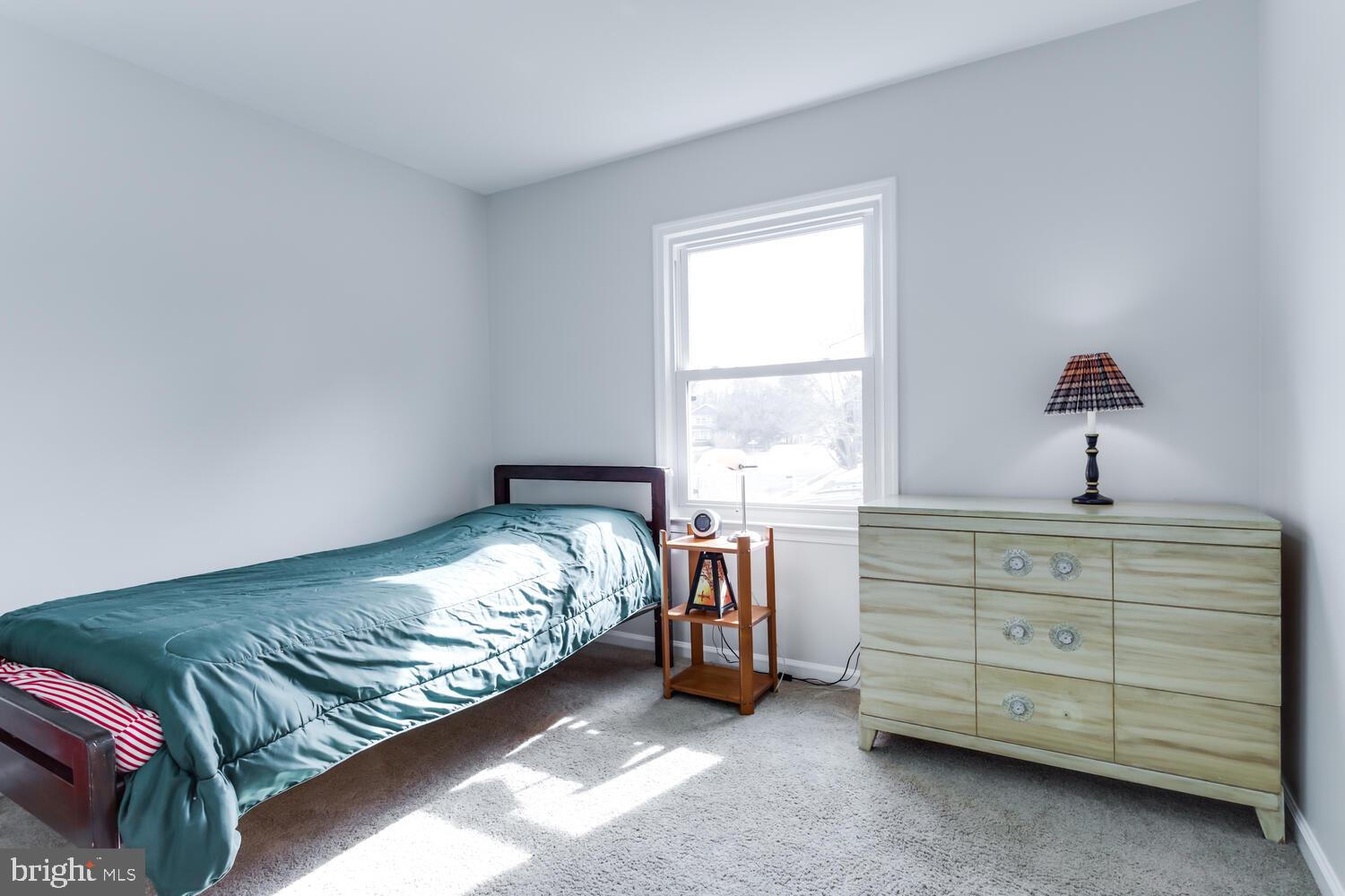 CRESTBROOK - Residential