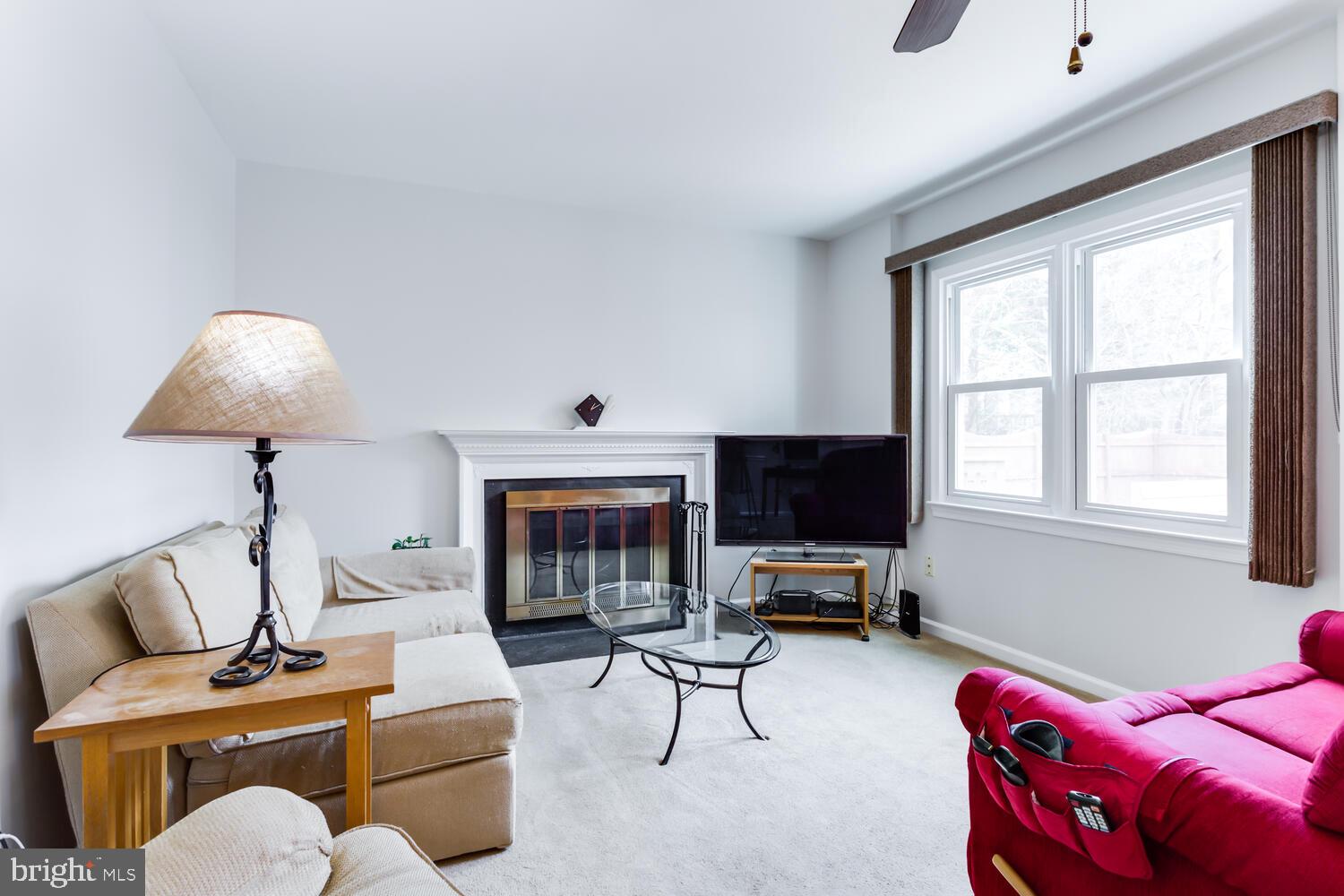 CRESTBROOK - Residential