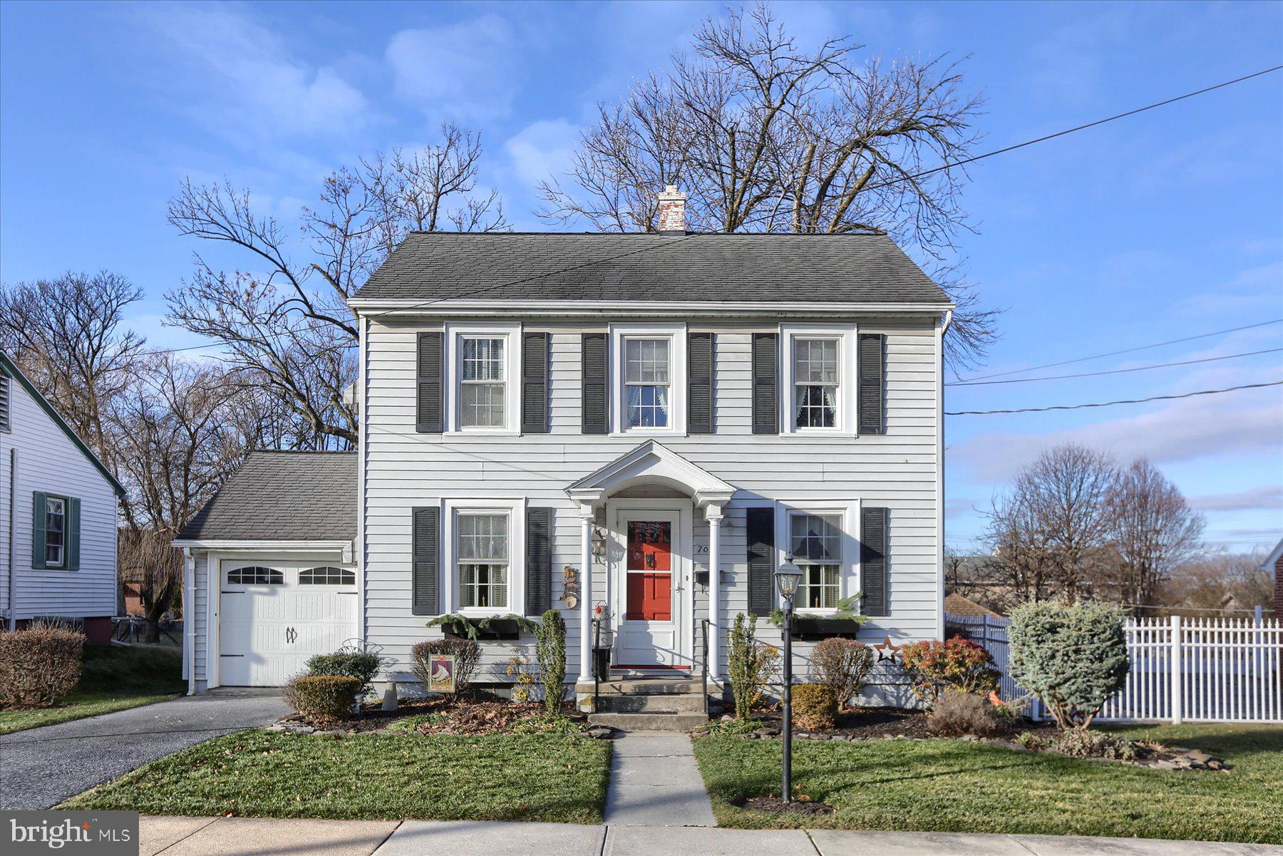 LINCOLN AVE AREA - Residential