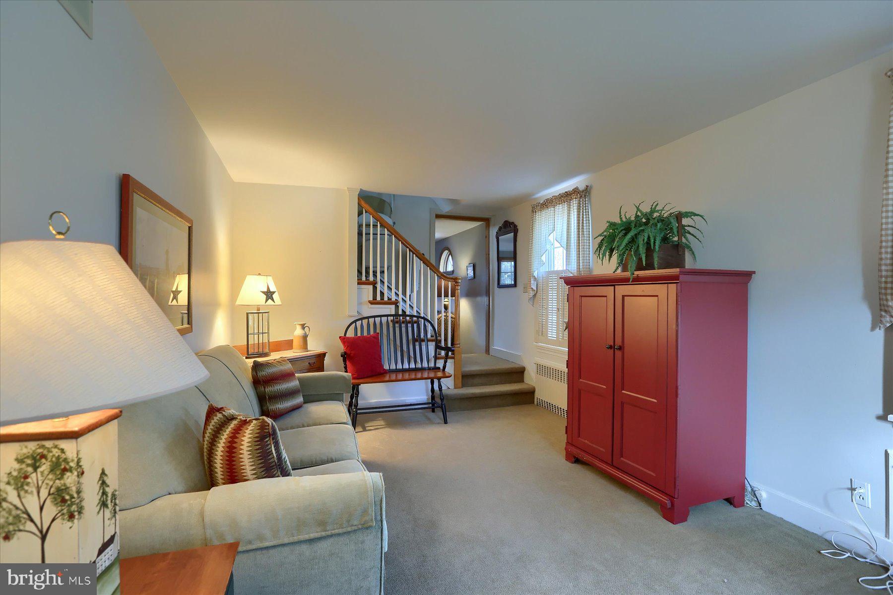 LINCOLN AVE AREA - Residential