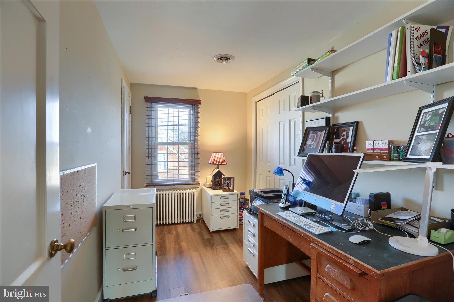 LINCOLN AVE AREA - Residential