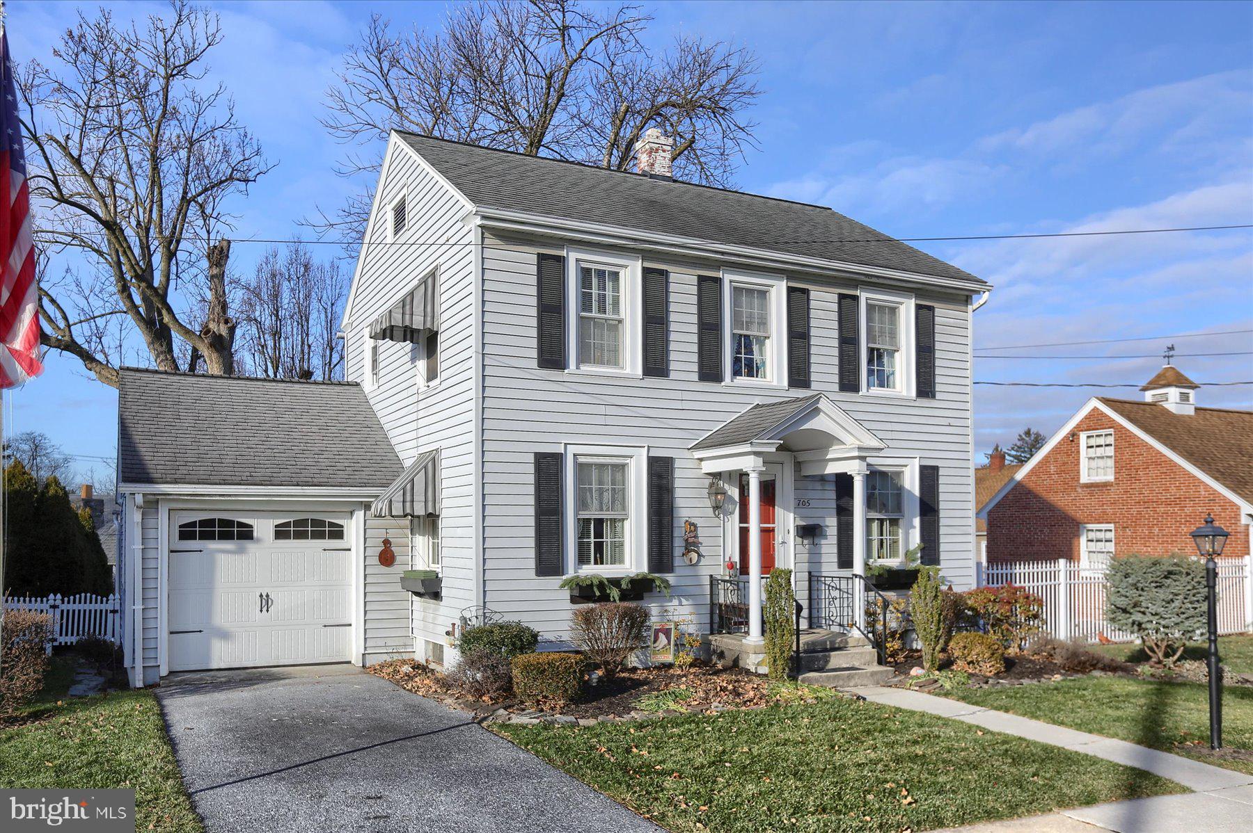 LINCOLN AVE AREA - Residential