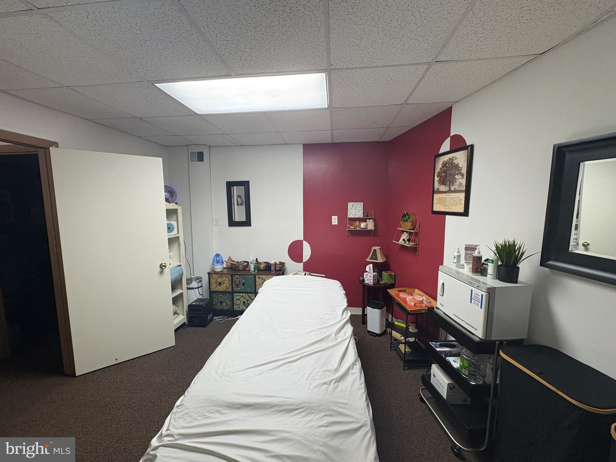 2140 HOWARD BOULEVARD