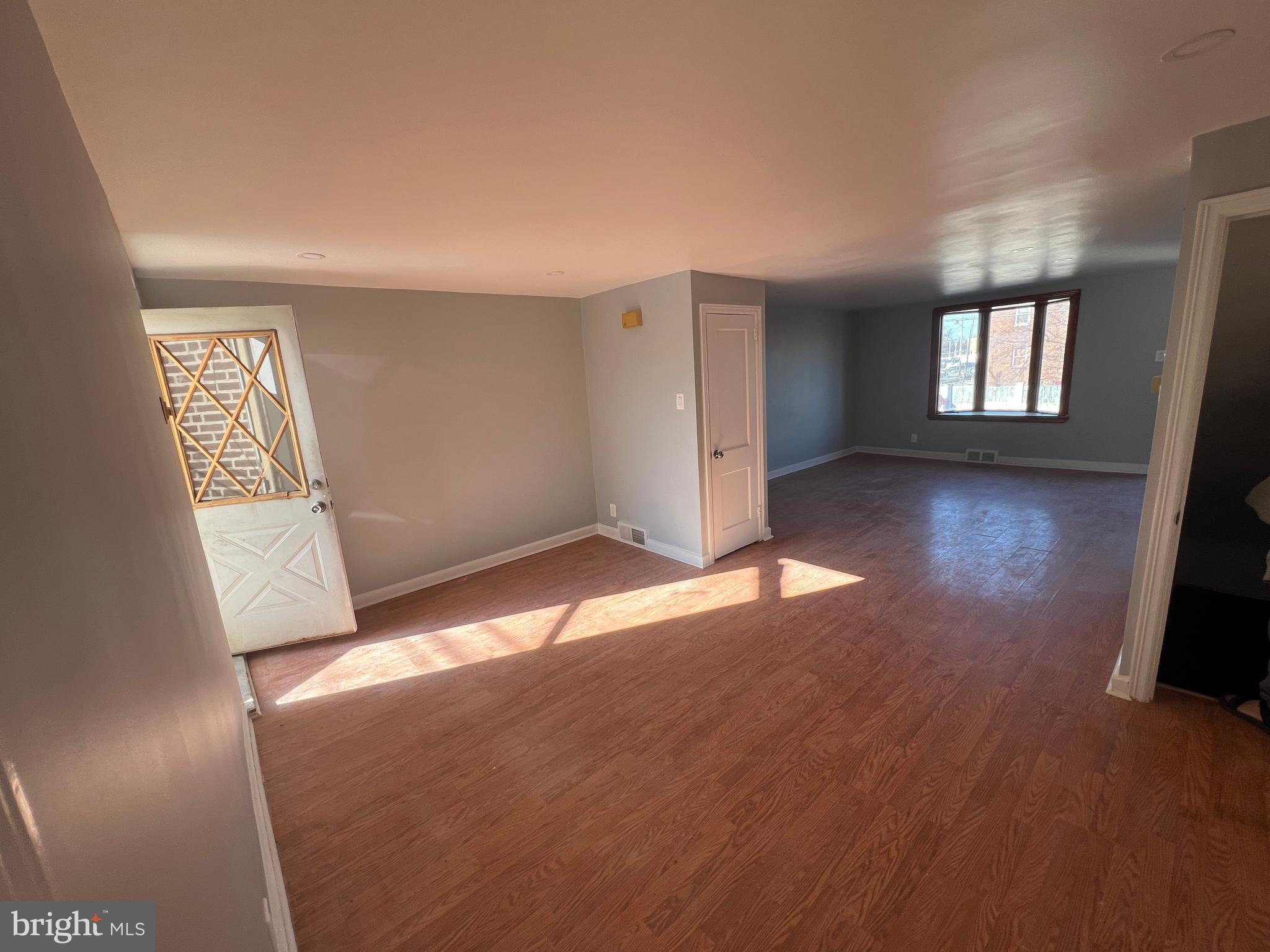 MAYFAIR - Residential