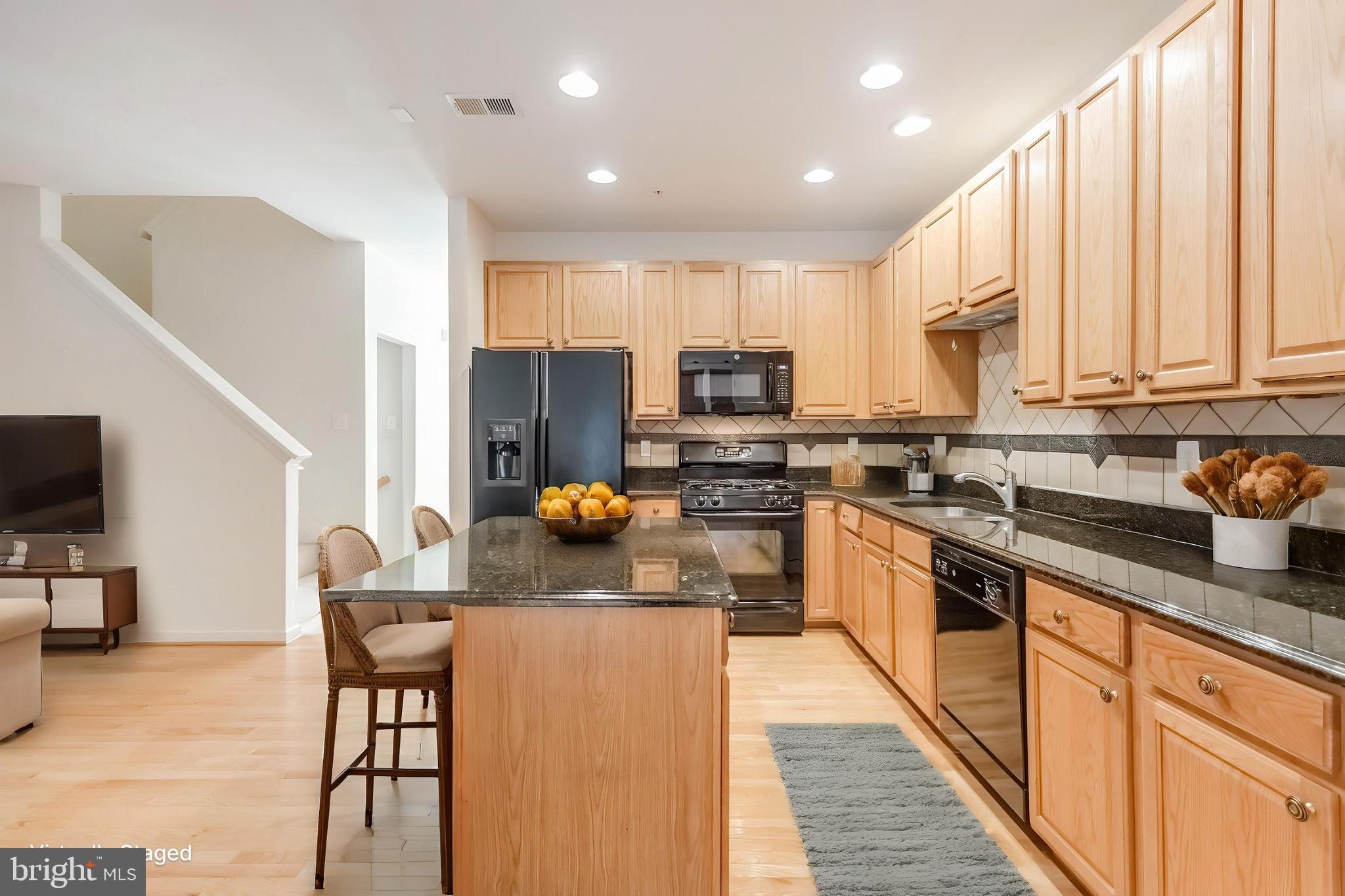 9923 FRAGRANT LILIES WAY