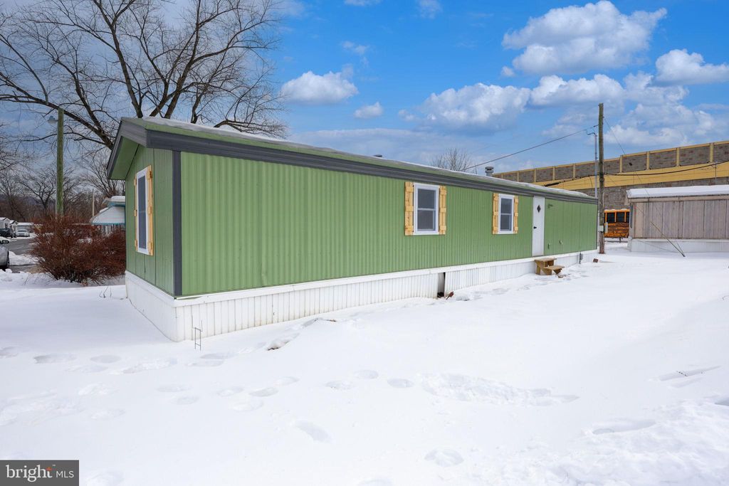 Photo of 109 Eby Lane, MIDDLETOWN, PA 17057 (MLS # PADA2056644)