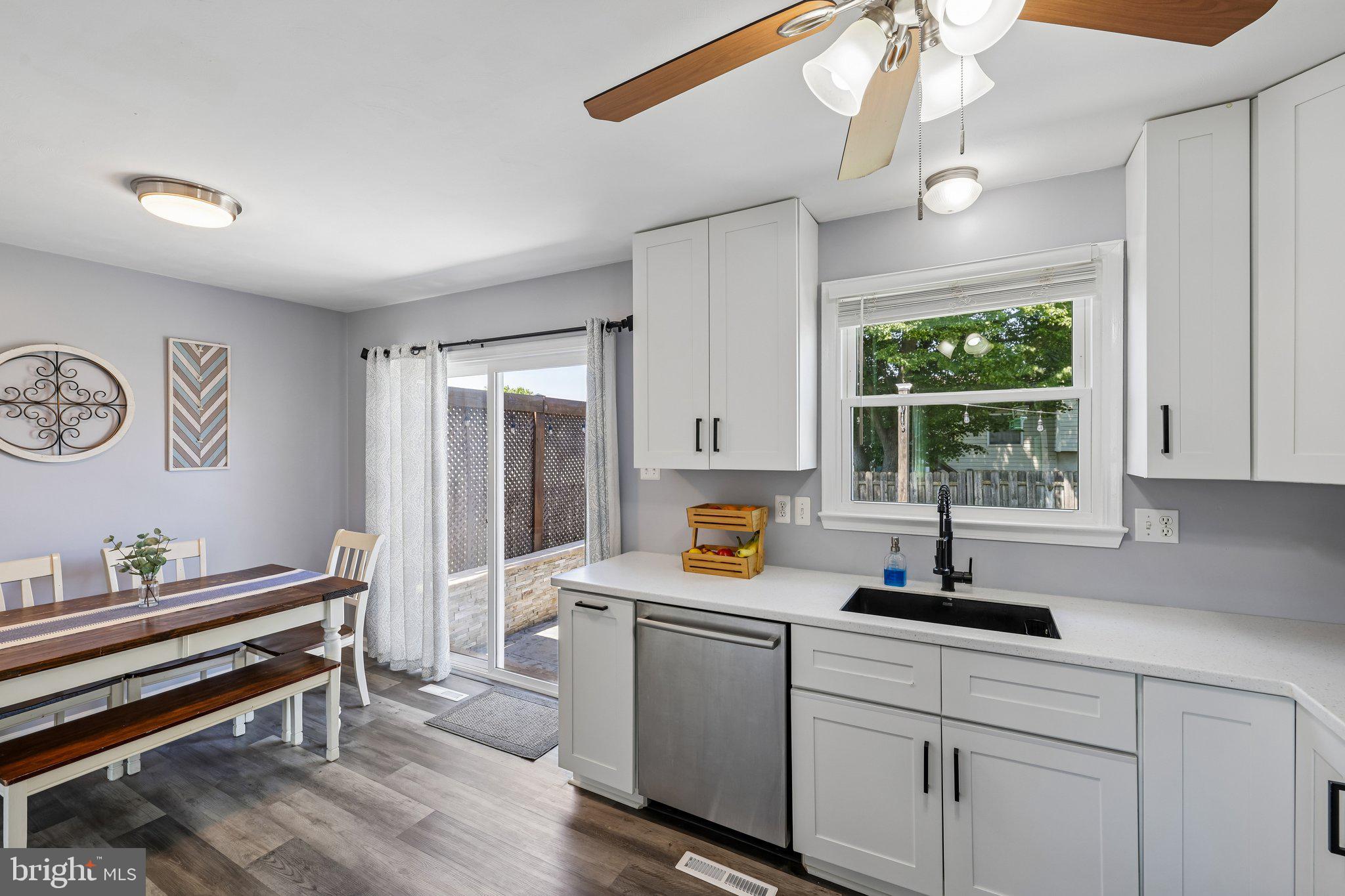 MT AIRY VILLAGE - Residential