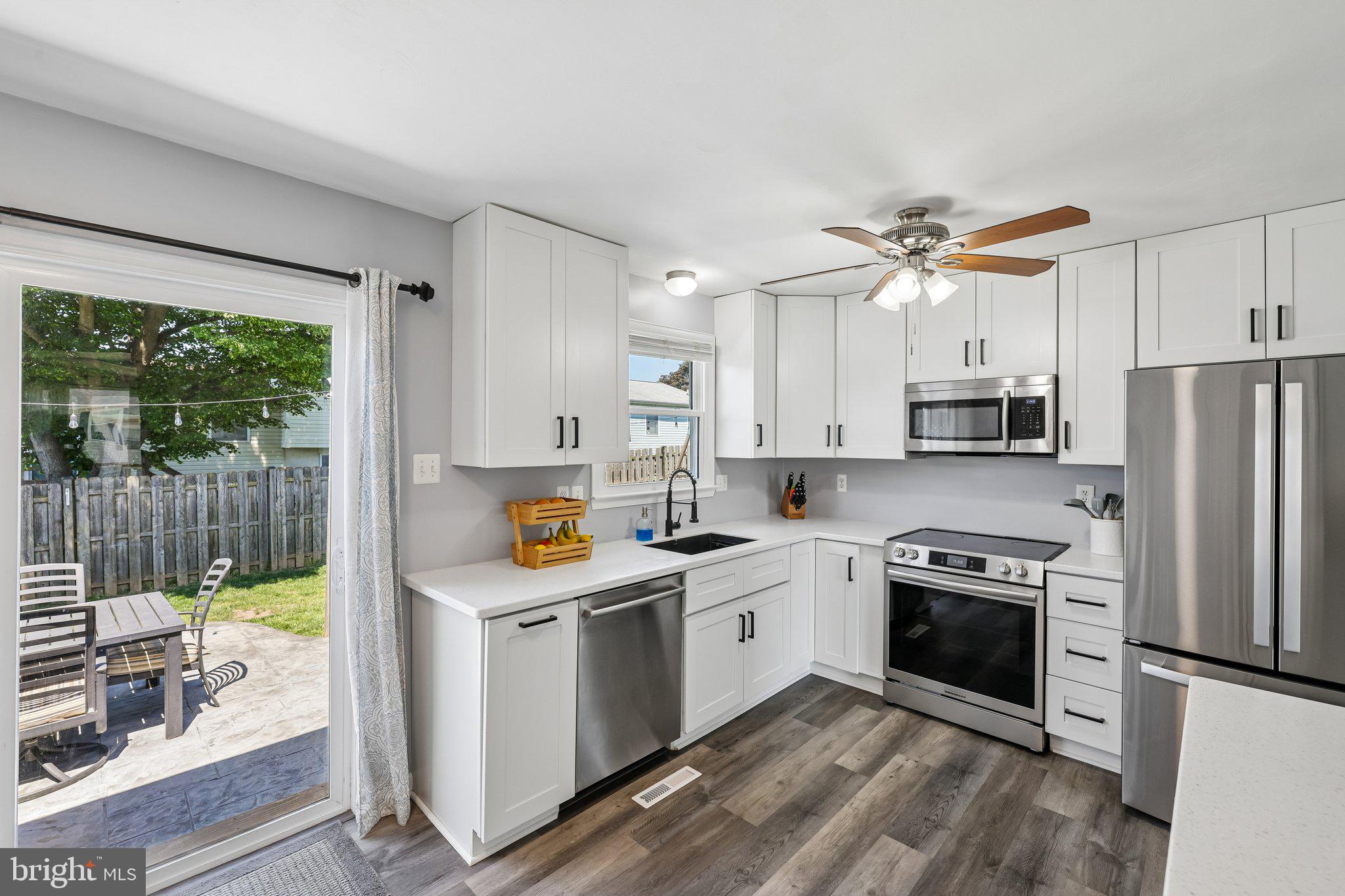 MT AIRY VILLAGE - Residential