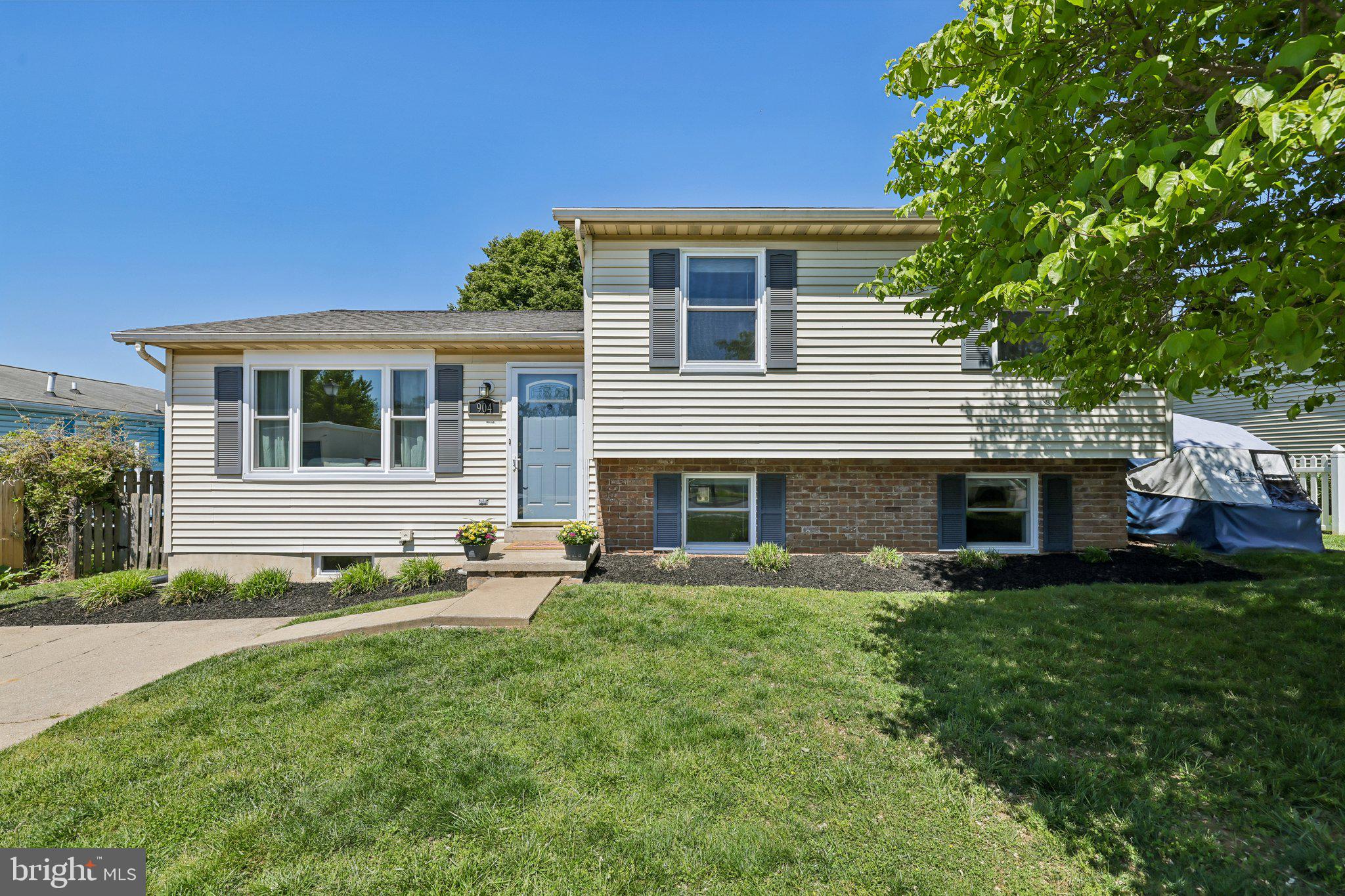 MT AIRY VILLAGE - Residential