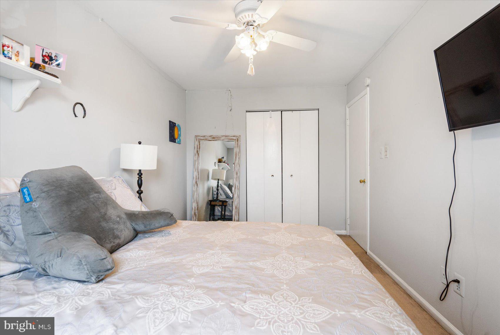 CASTLEMILL - Residential