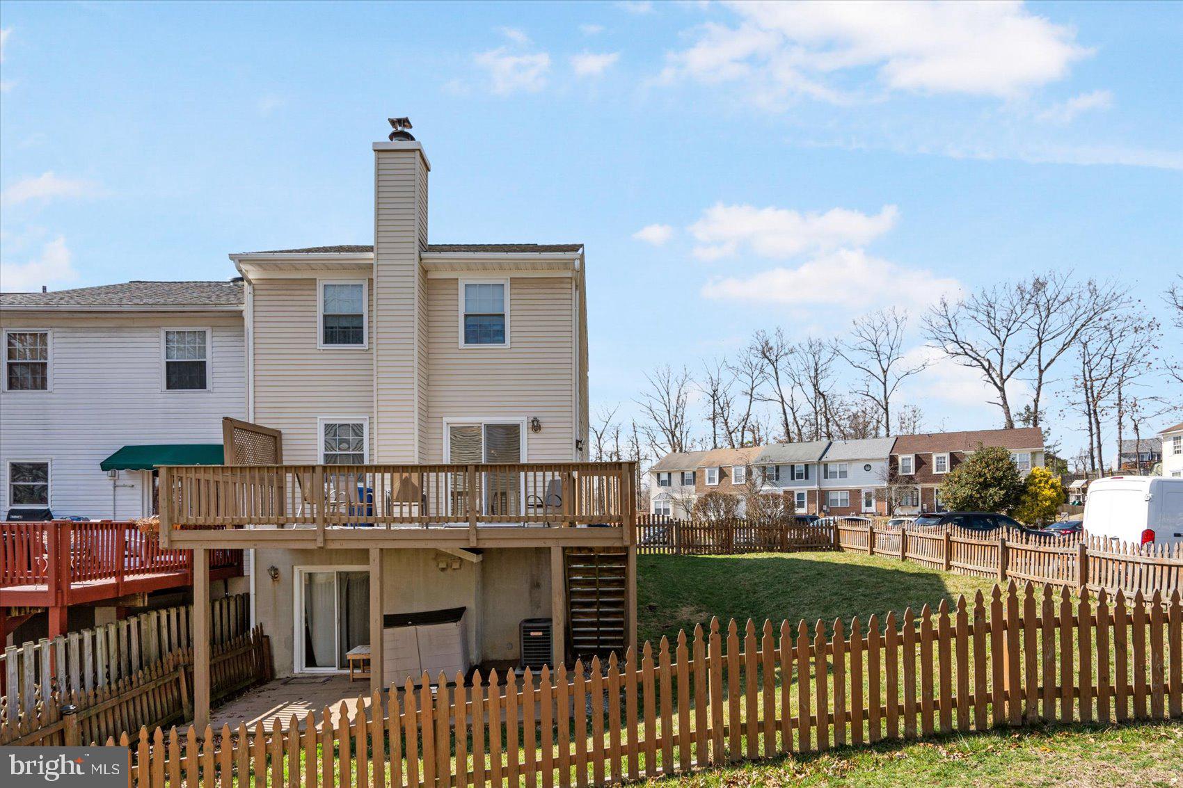 CASTLEMILL - Residential