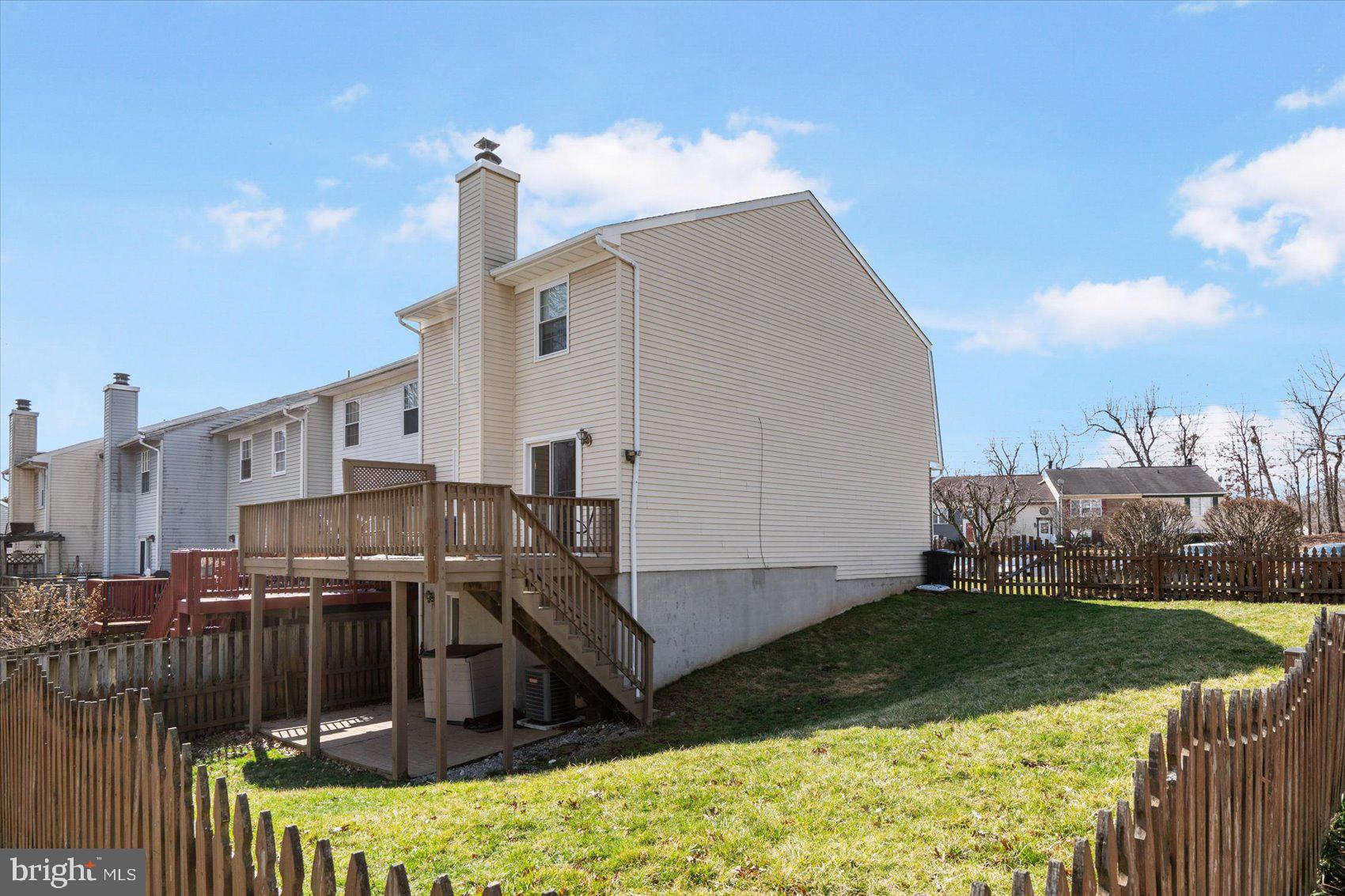 CASTLEMILL - Residential