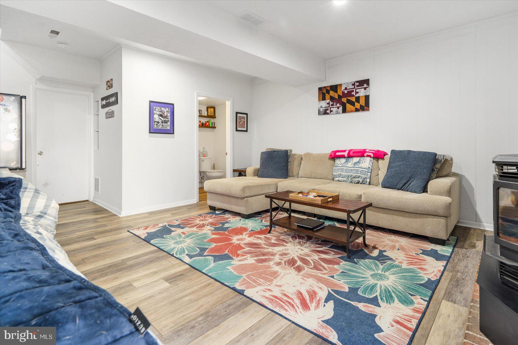 CASTLEMILL - Residential