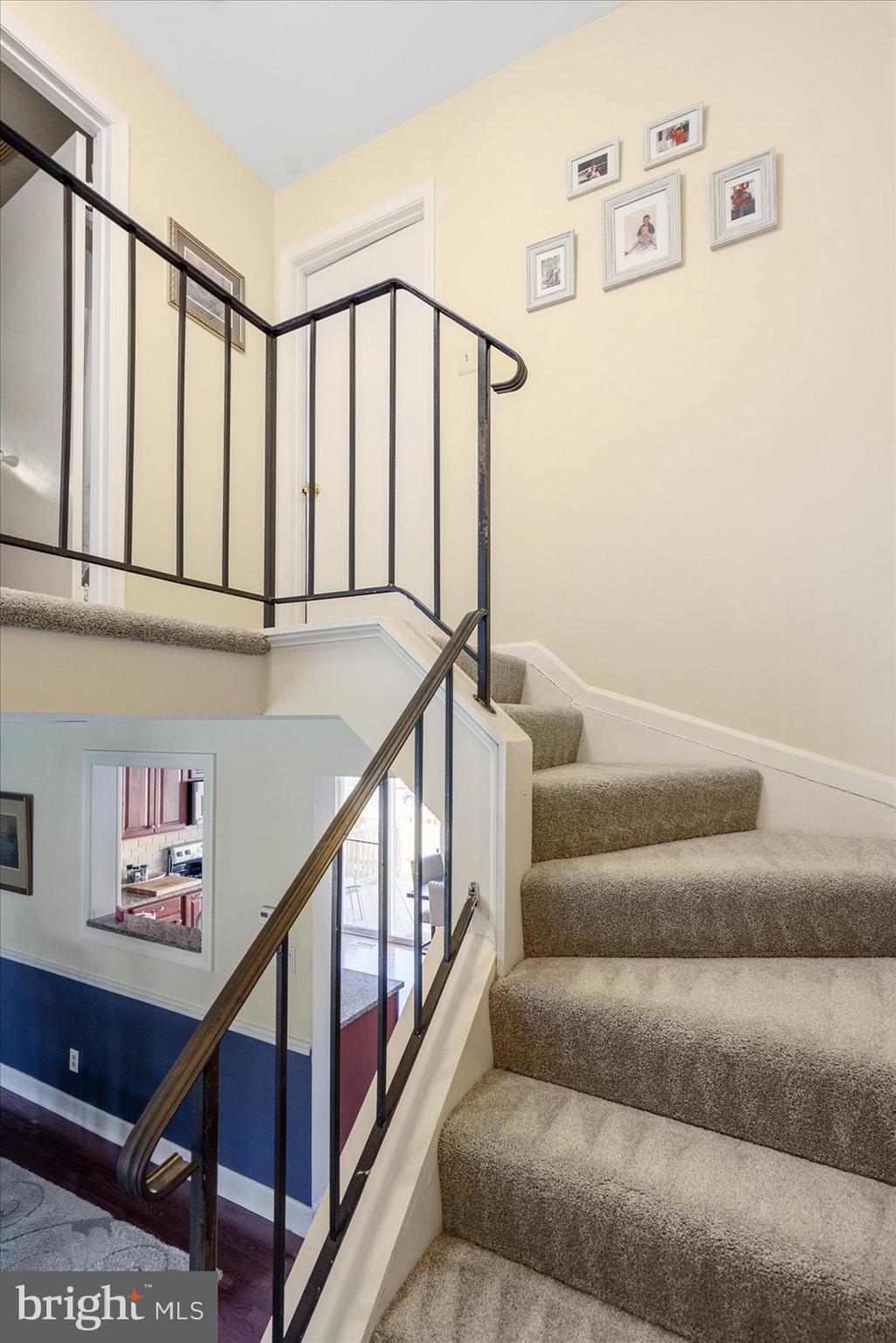 CASTLEMILL - Residential