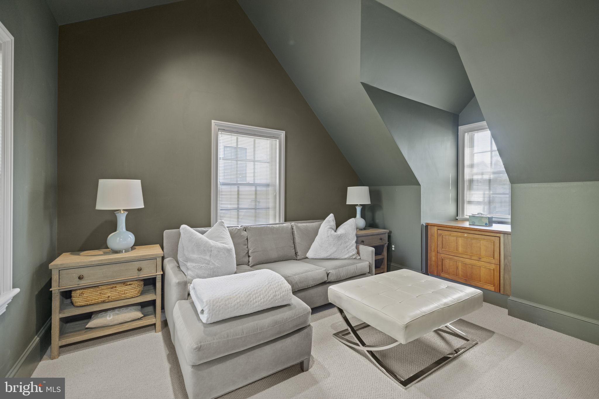 GLEN ECHO HEIGHTS - Residential