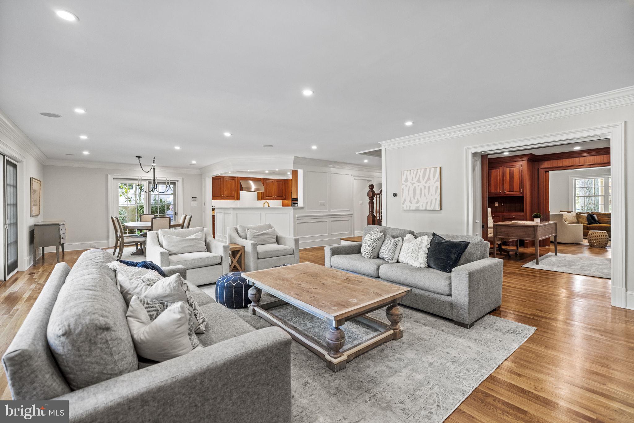 GLEN ECHO HEIGHTS - Residential