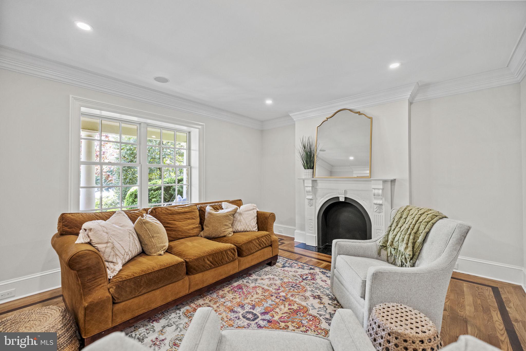 GLEN ECHO HEIGHTS - Residential