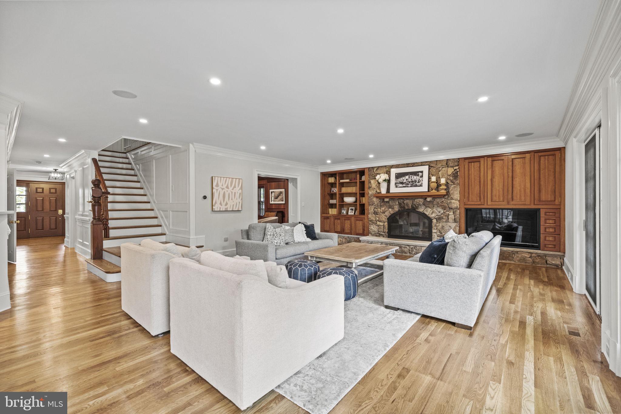 GLEN ECHO HEIGHTS - Residential