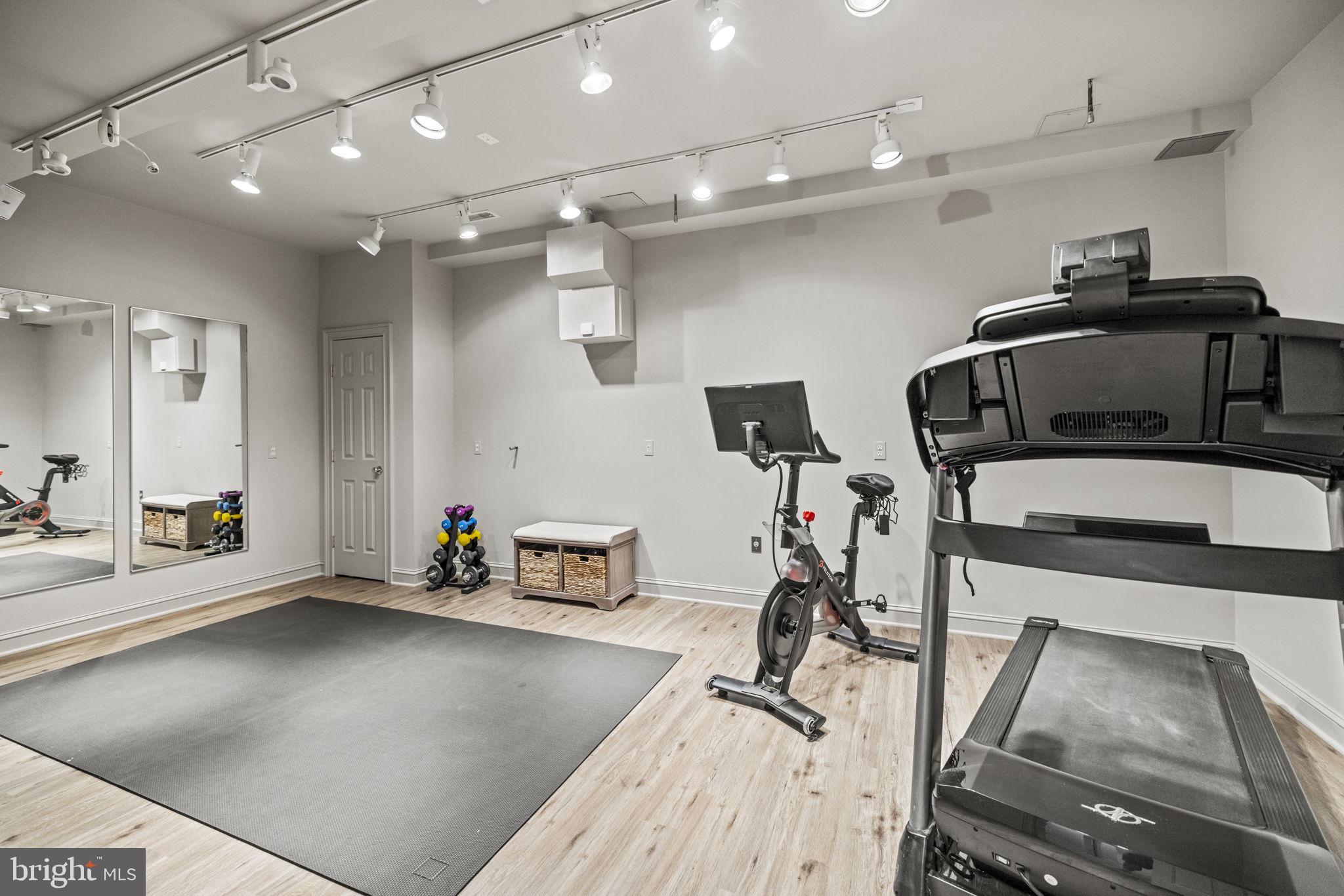 GLEN ECHO HEIGHTS - Residential