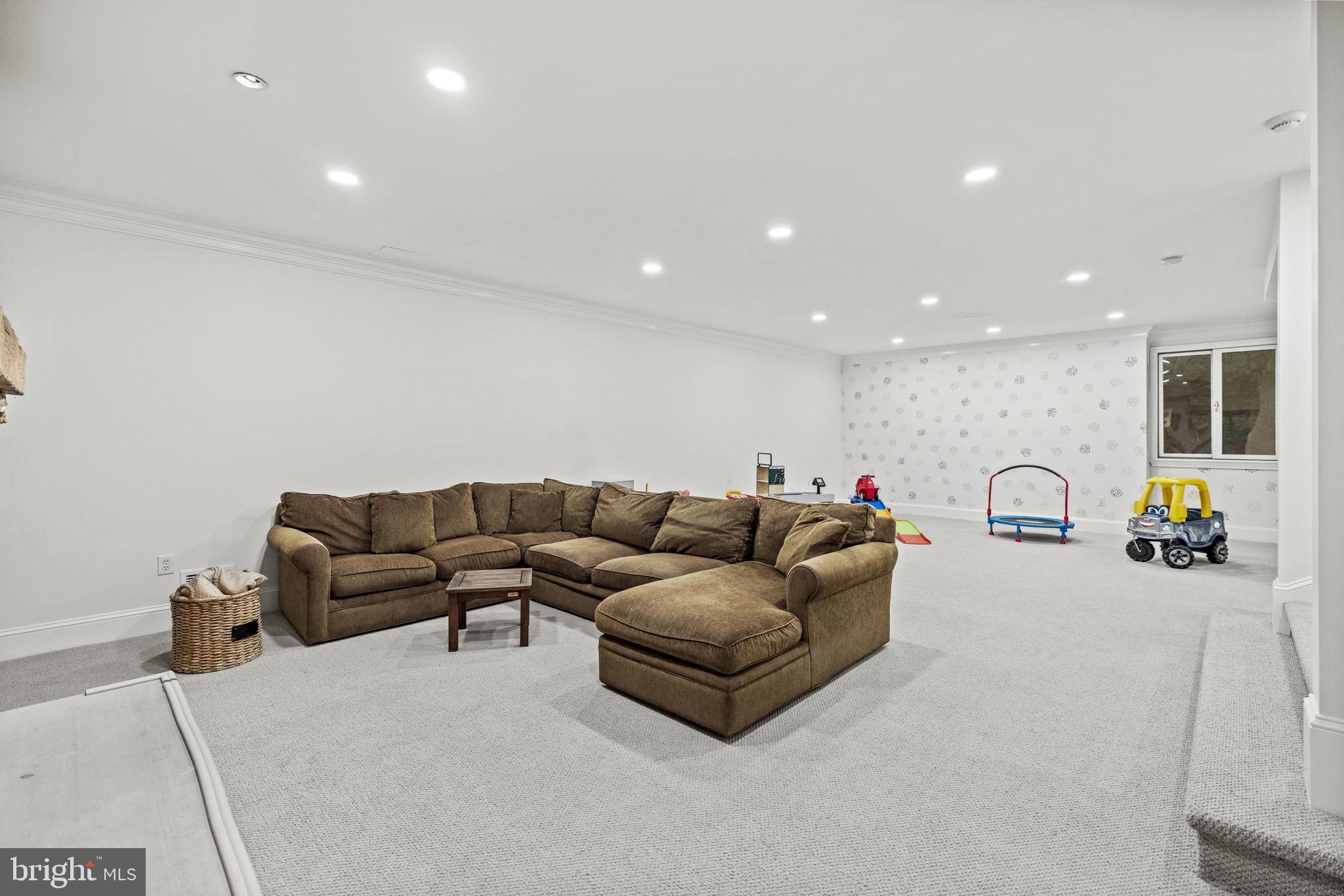 GLEN ECHO HEIGHTS - Residential