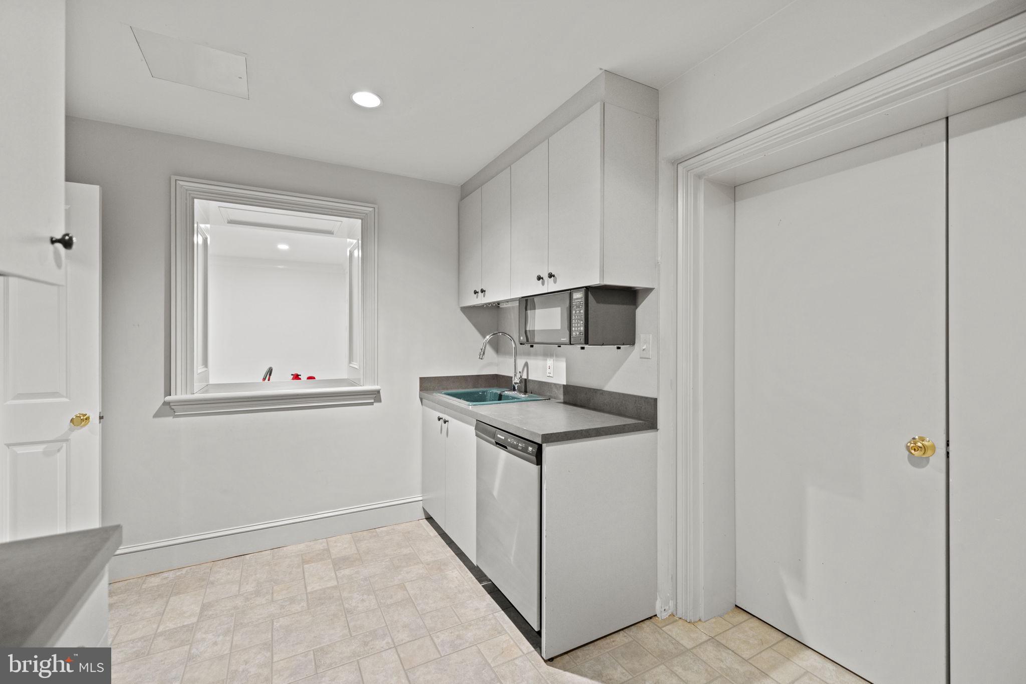 GLEN ECHO HEIGHTS - Residential