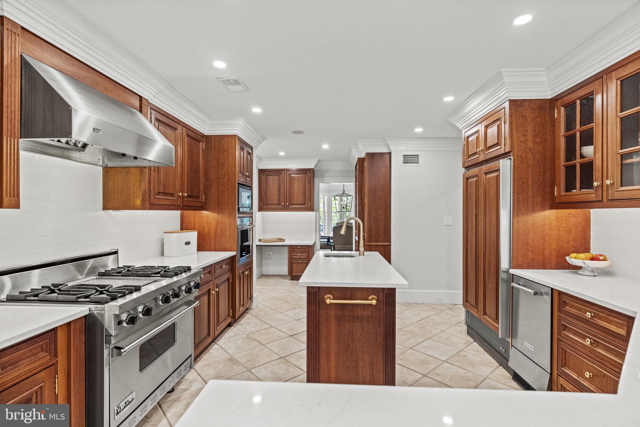 GLEN ECHO HEIGHTS - Residential