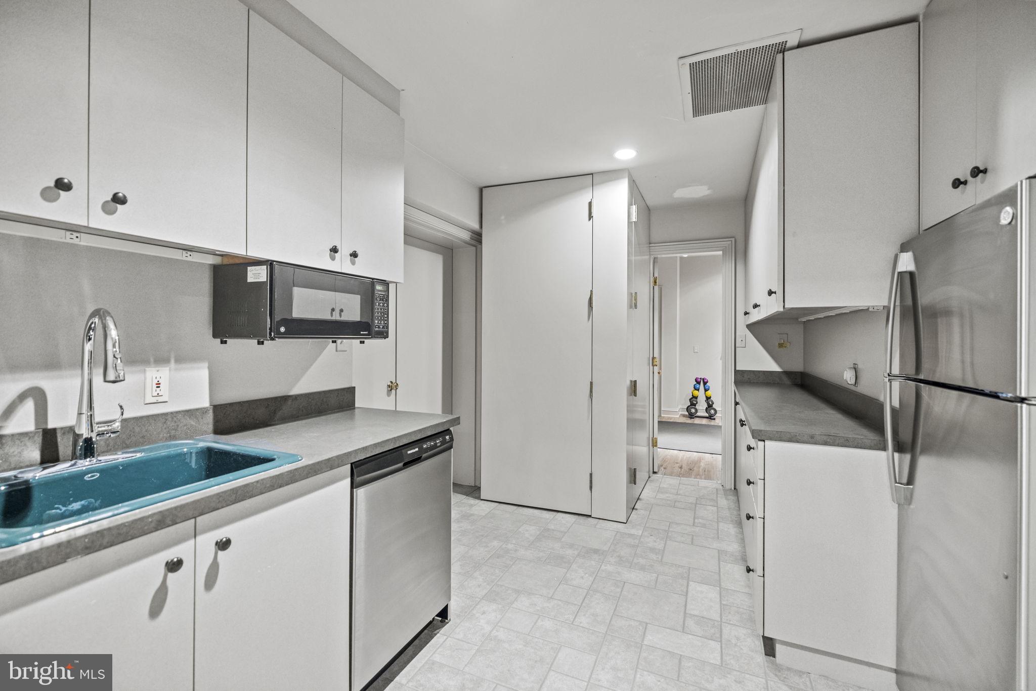 GLEN ECHO HEIGHTS - Residential