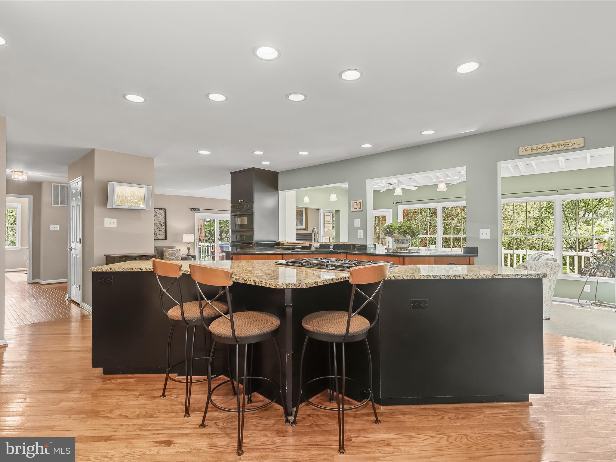 VILLAGE OF HICKORY RIDGE - Residential