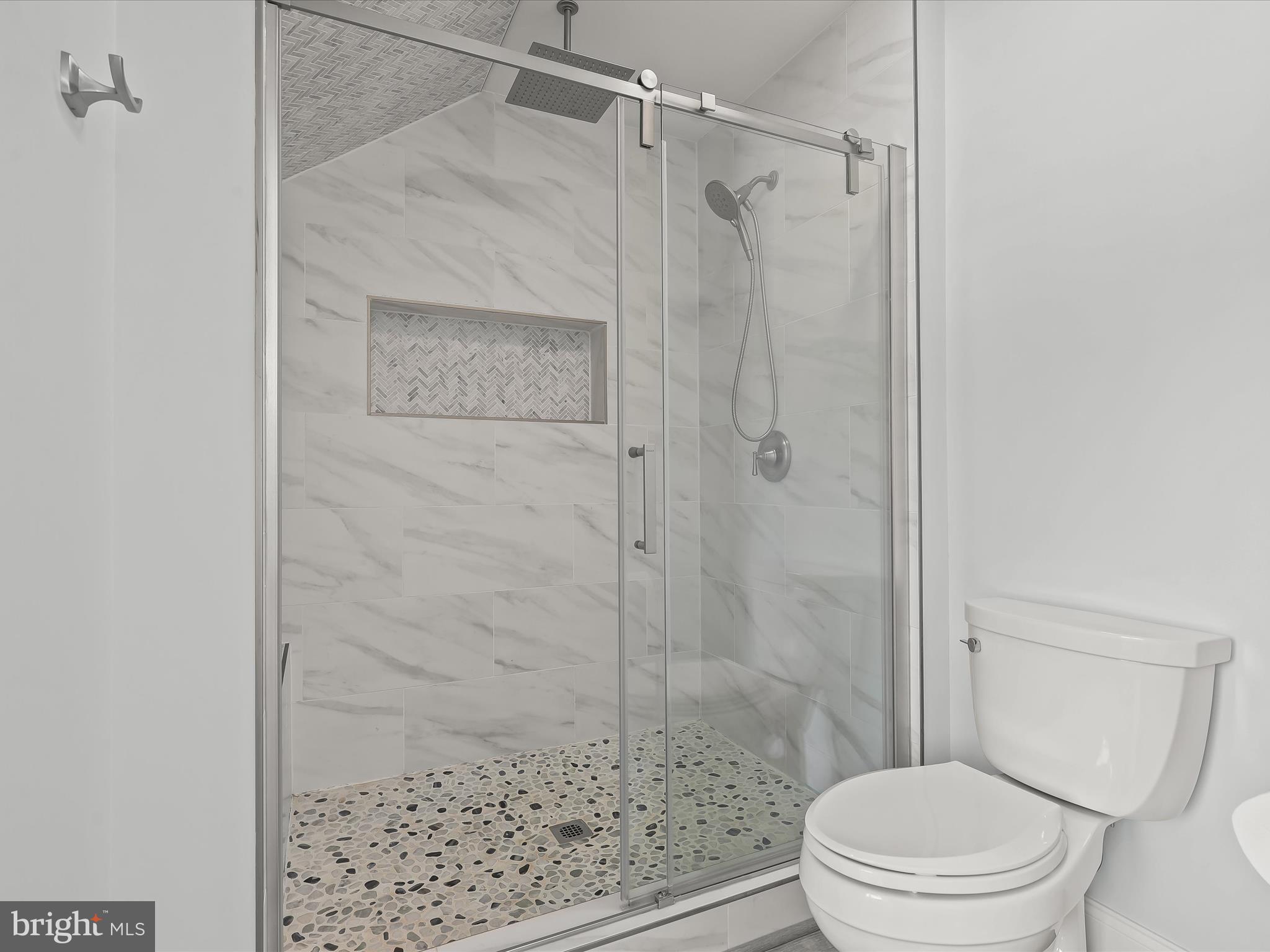 VILLAGE OF HICKORY RIDGE - Residential