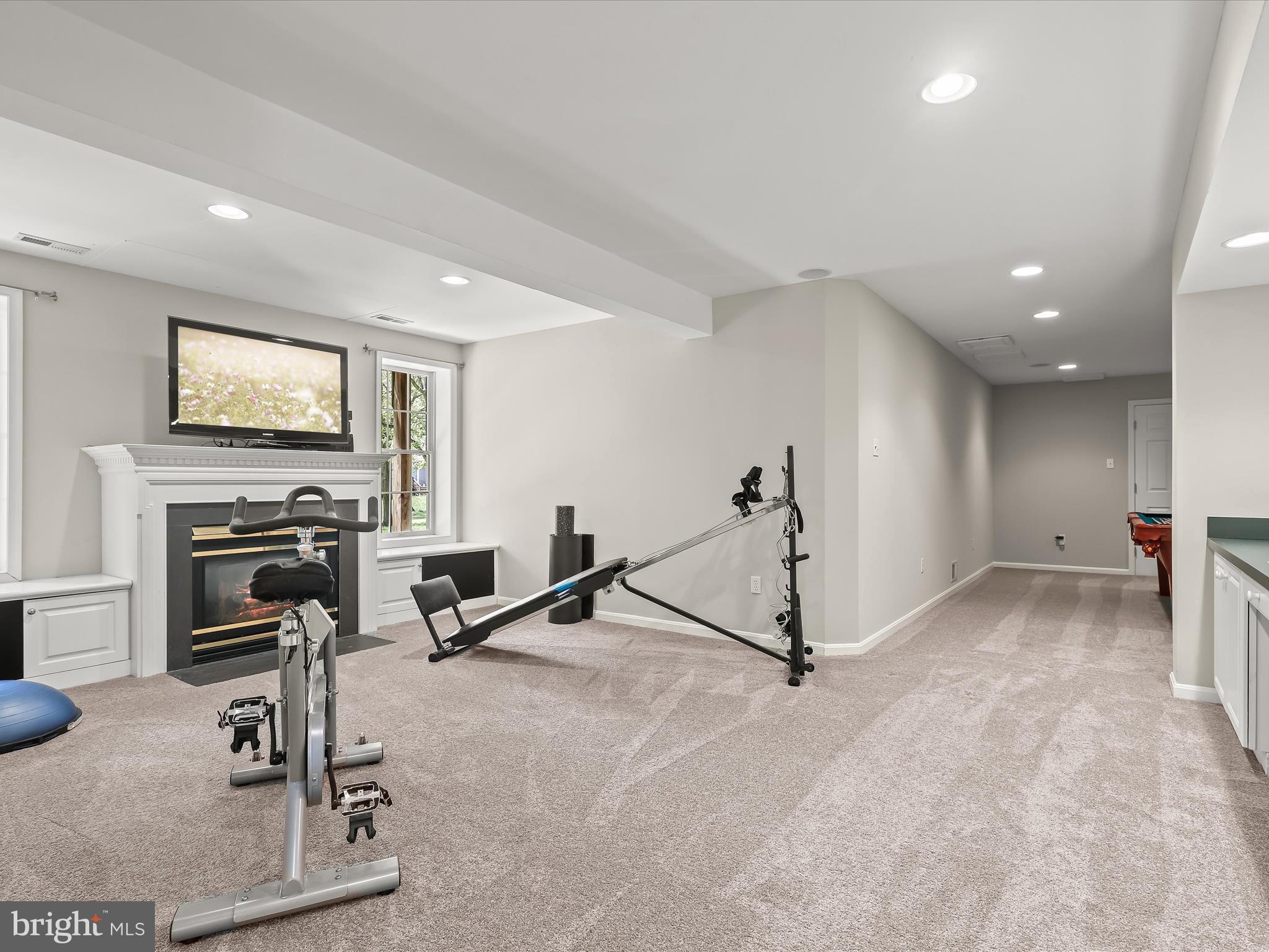 VILLAGE OF HICKORY RIDGE - Residential