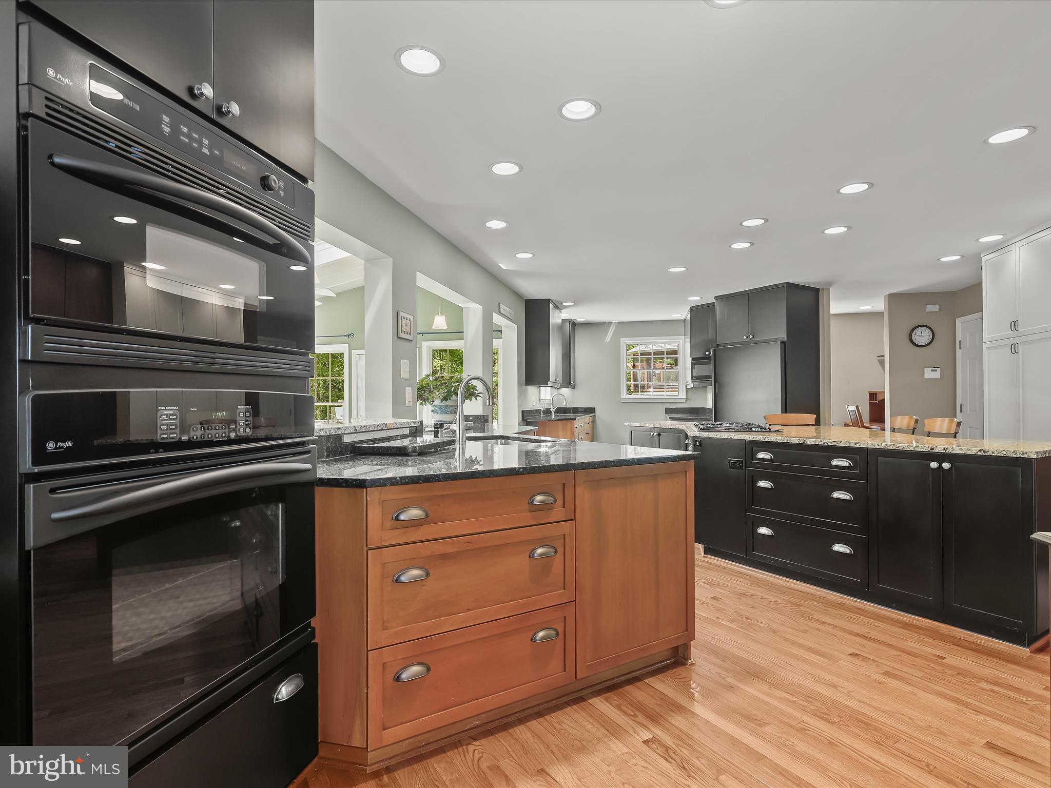 VILLAGE OF HICKORY RIDGE - Residential