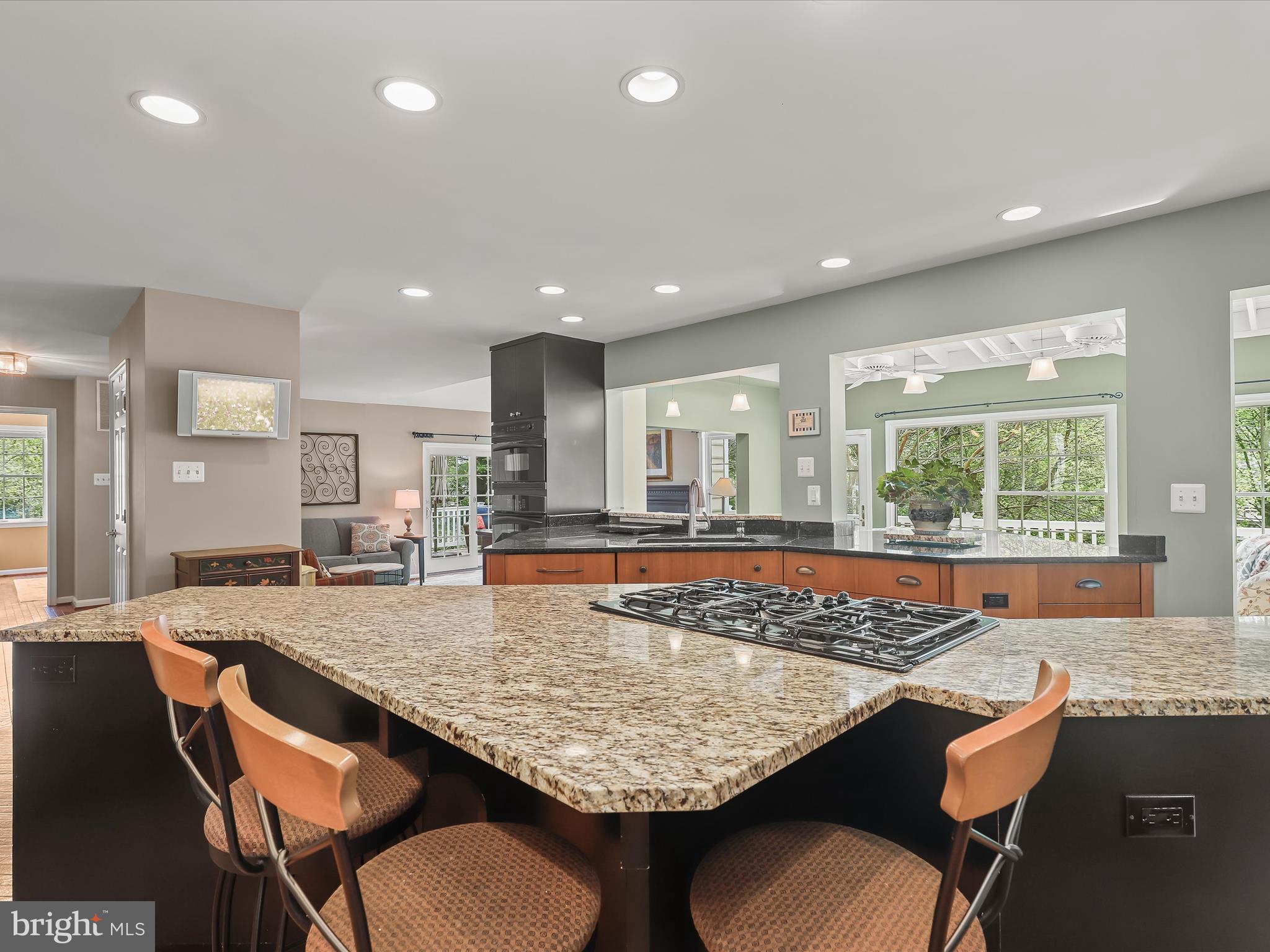 VILLAGE OF HICKORY RIDGE - Residential